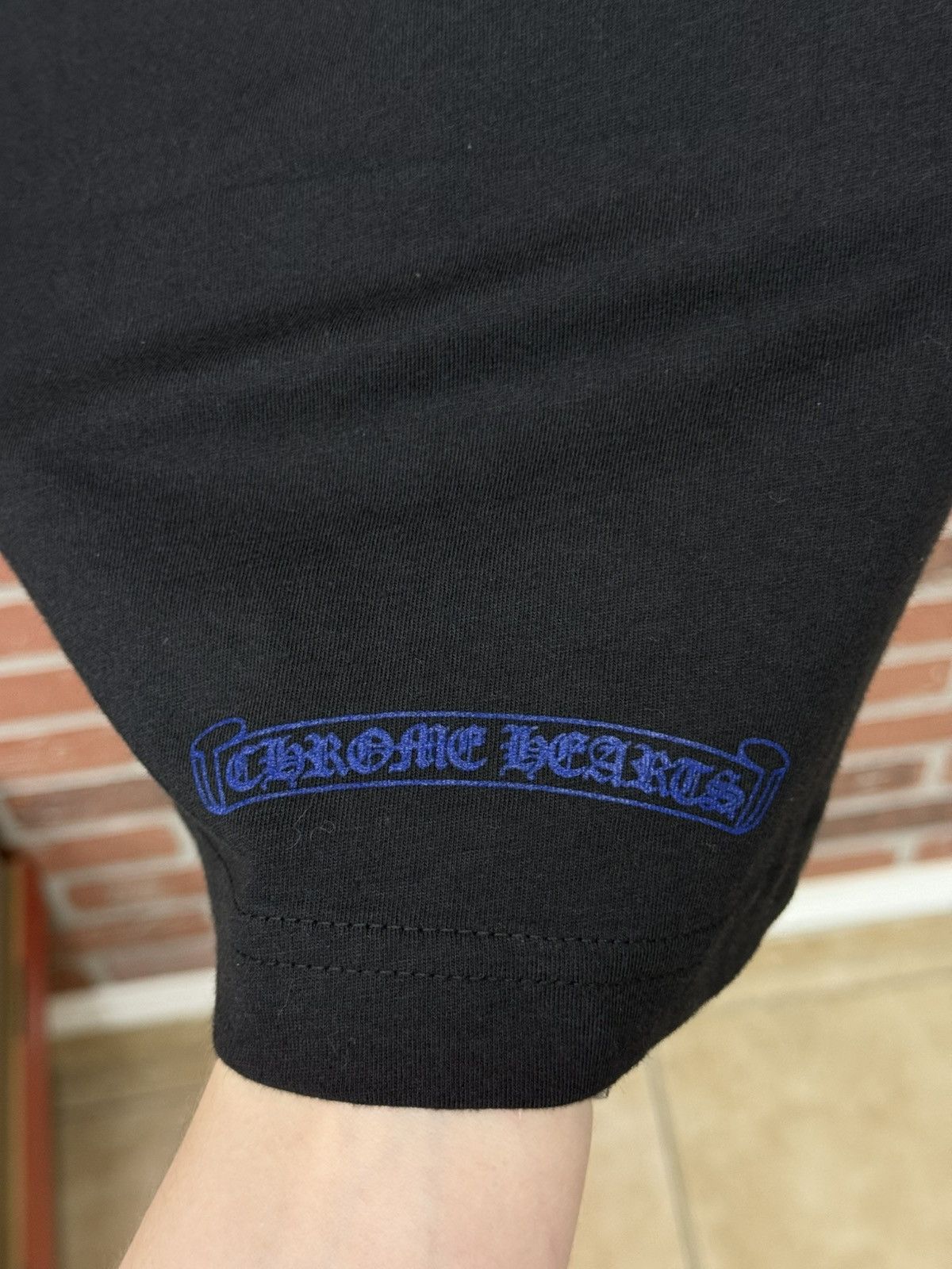 Chrome Hearts Size L - Chrome Hearts Tee Shirt Blue Neck Logo RARE (NEW) Size US L / EU 52-54 / 3 - 18 Thumbnail