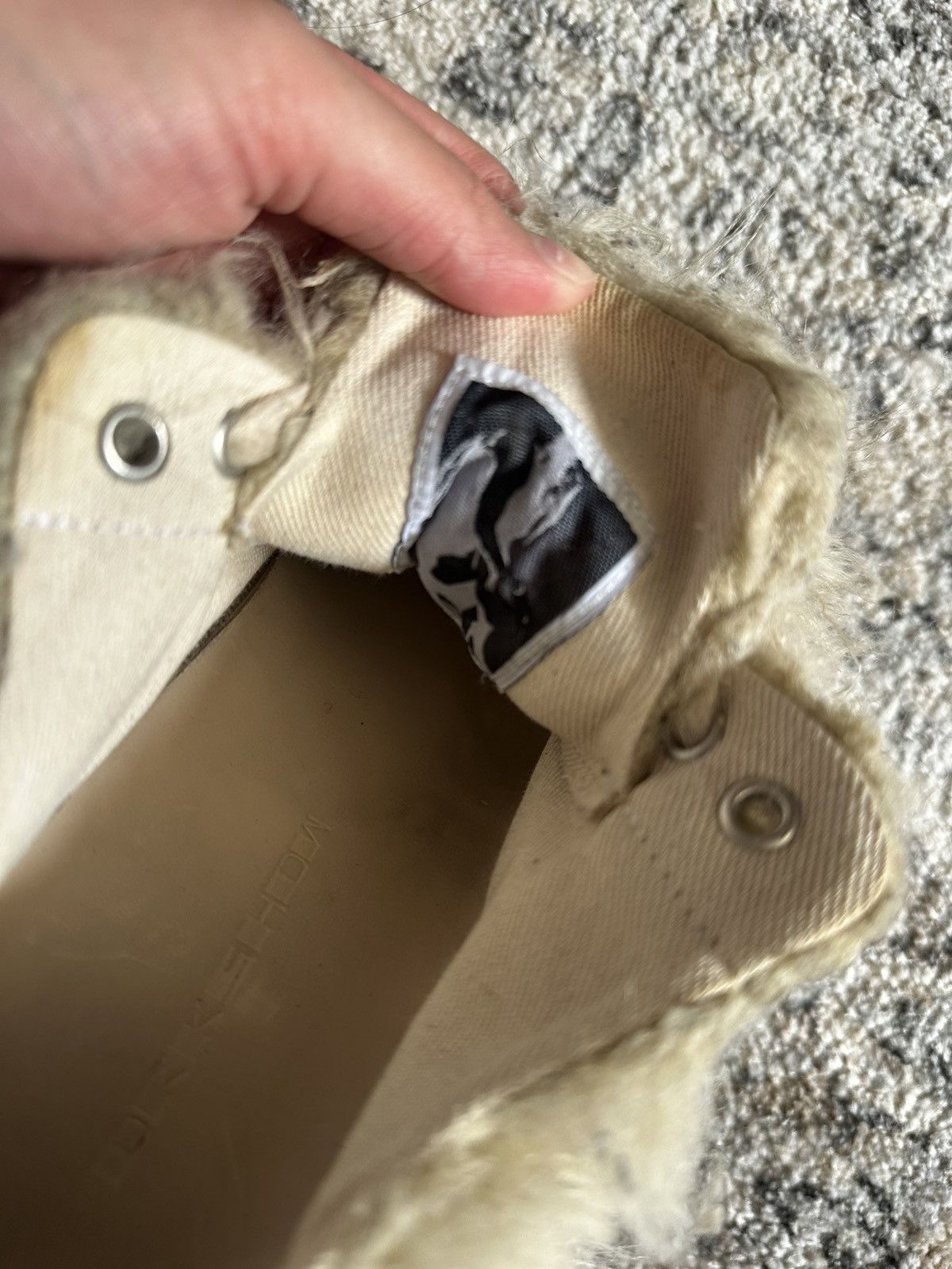 Rick Owens Rick Owen DRKSHDW Yeti Fur ECRU Size 7.5/ 37.5 EU Size US 7.5 / IT 37.5 - 6 Thumbnail