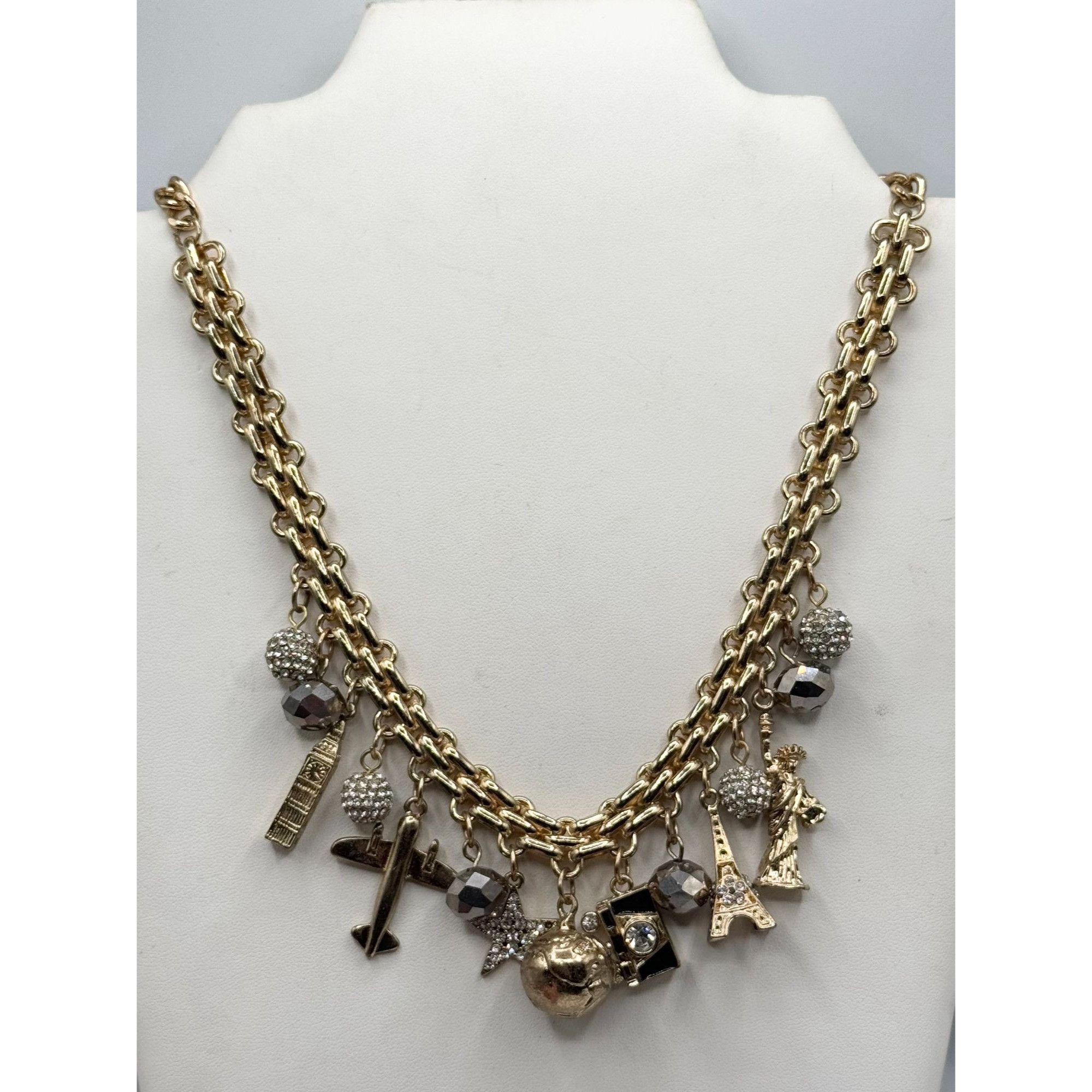 Vintage Off Park Collection White Crystal Gold Tone Travel Charm Nec Size ONE SIZE - 5 Thumbnail