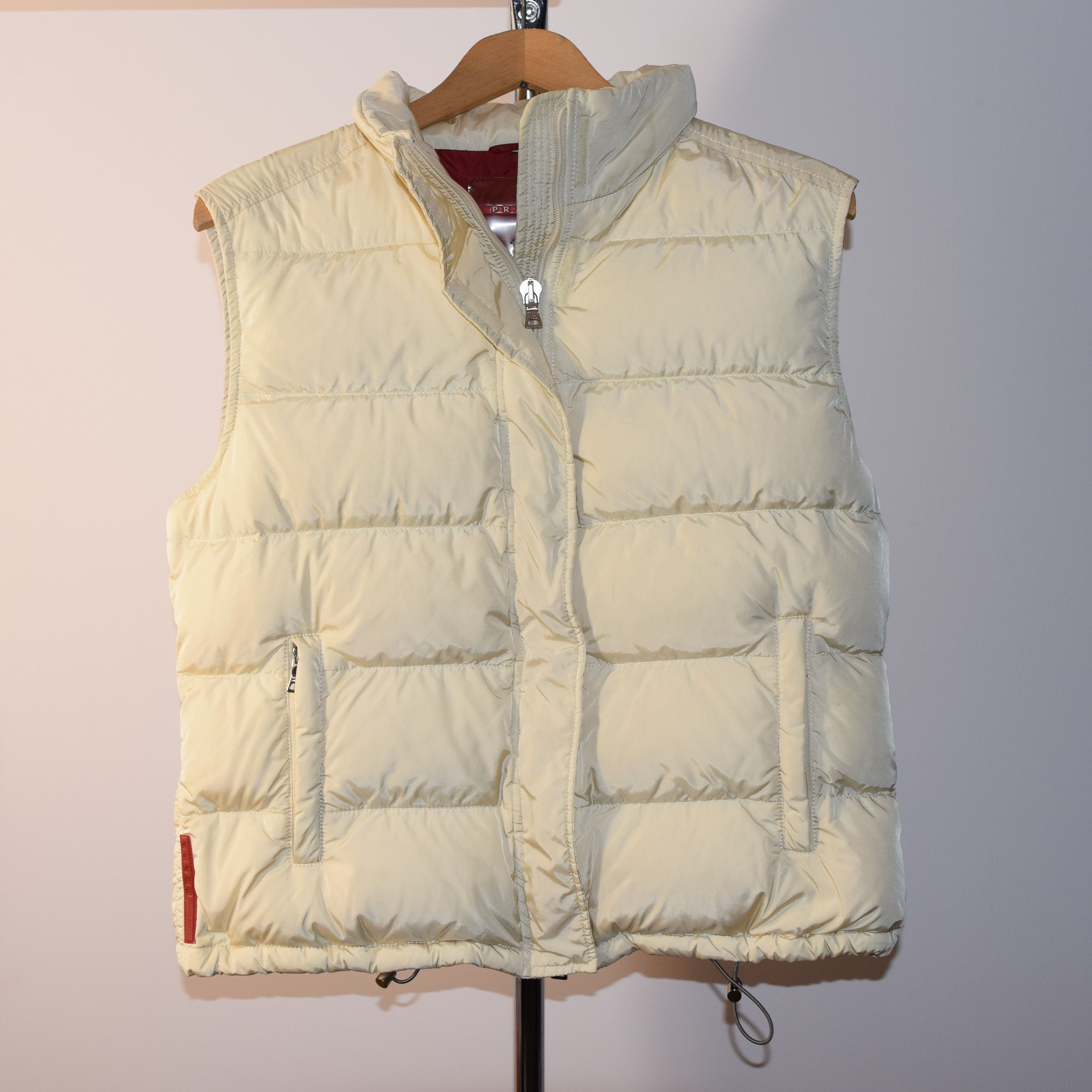 Prada PRADA DOWN VEST JACKET Red Tab DUCK DOWN Puffer Size M / US 6-8 / IT 42-44 - 7 Thumbnail