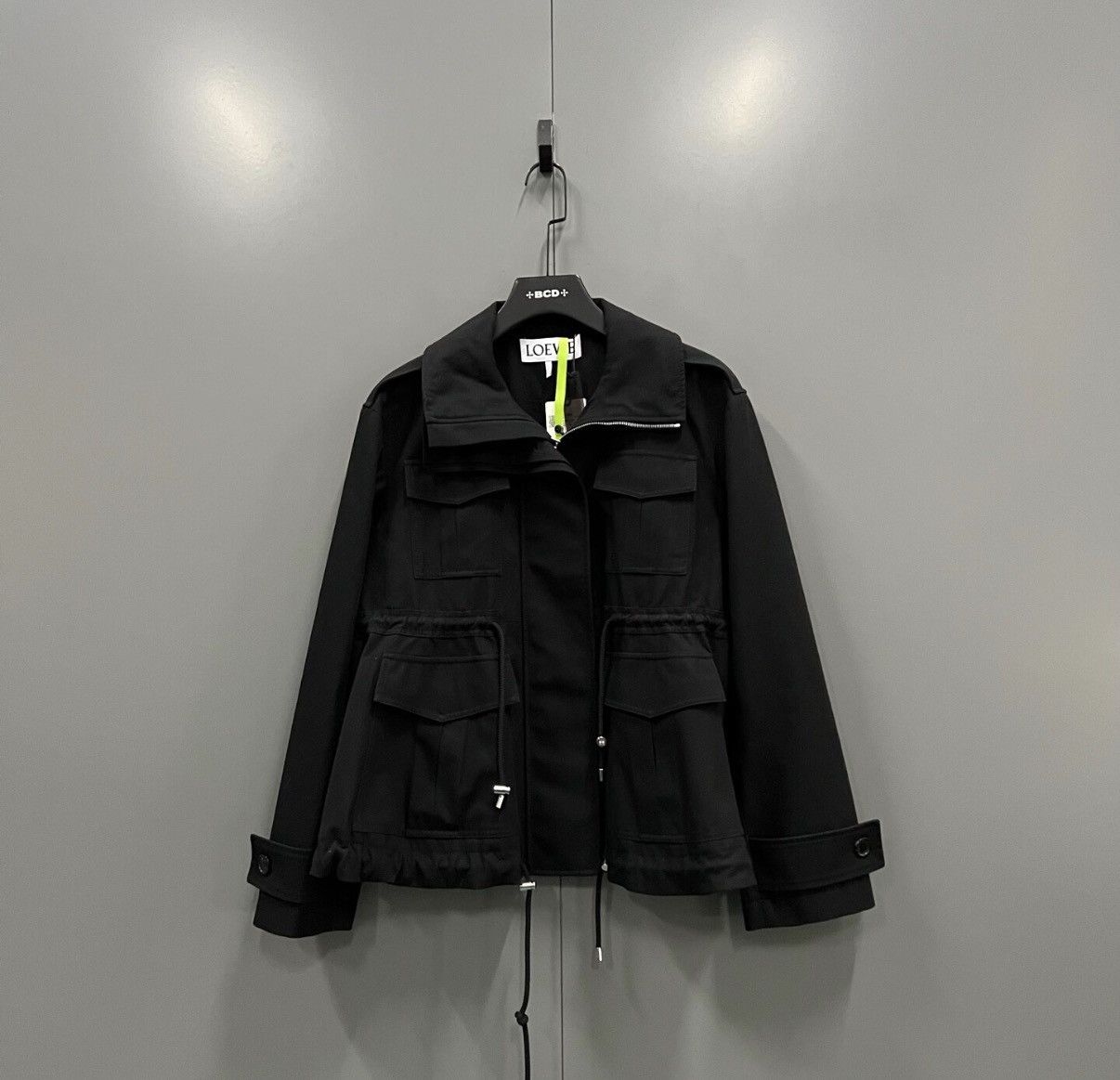 Loewe LOEWE FW24 Black Pocket Drawstring Parka J41 Size XS / US 0-2 / IT 36-38 - 1 Thumbnail