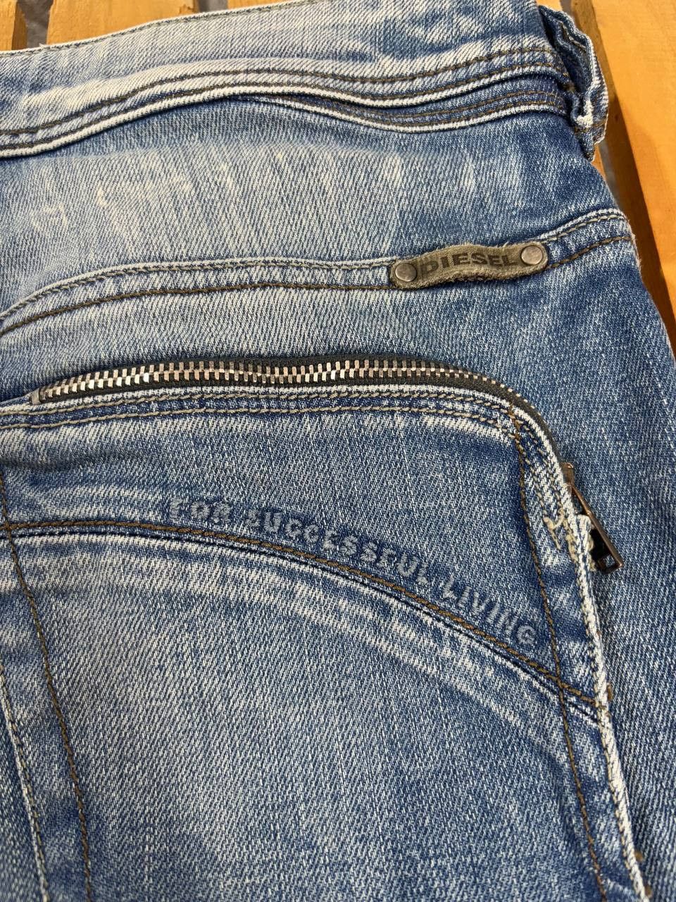 Diesel Diesel Poiak Selvedge Washed Lampo Zip Pockets Denim Jeans Size US 31 - 8 Thumbnail