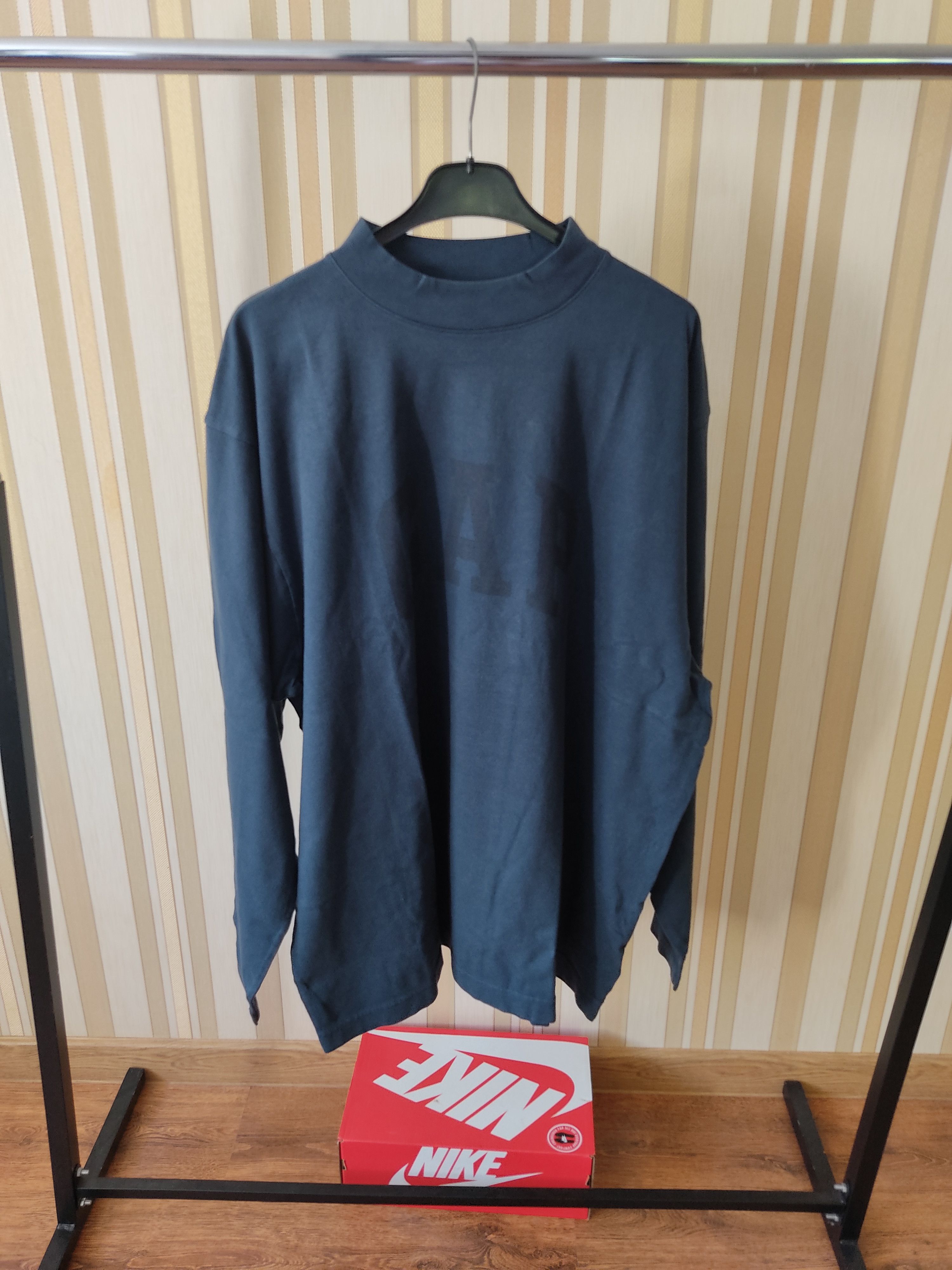 Gap × Kanye West Yeezy Gap Engineered by Balenciaga Longsleeve Dove Tee Size US M / EU 48-50 / 2 - 7 Thumbnail