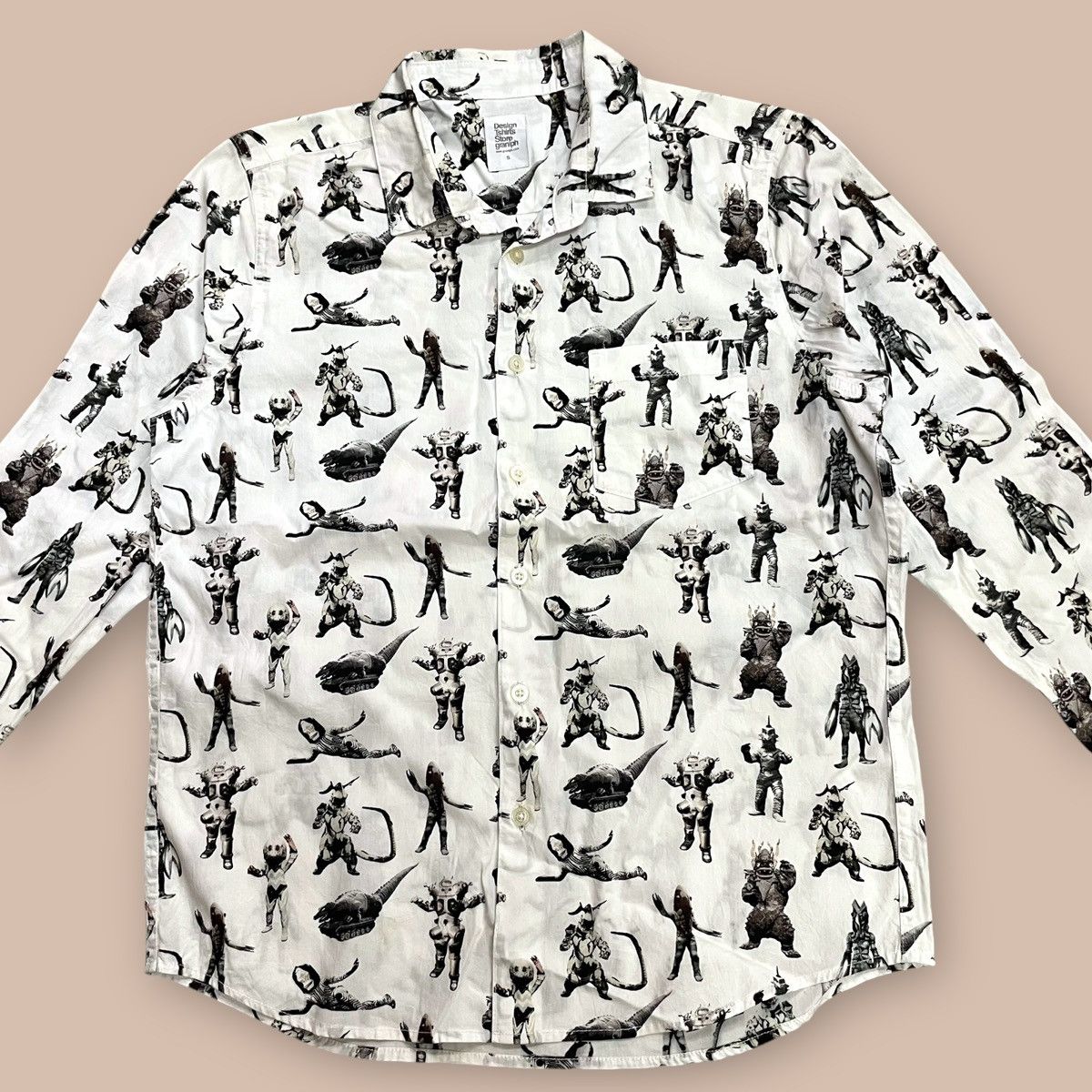 Japanese Brand Graniph X Monster Pattern of Ultraman L/S Button-up Shirt Size US S / EU 44-46 / 1 - 3 Thumbnail