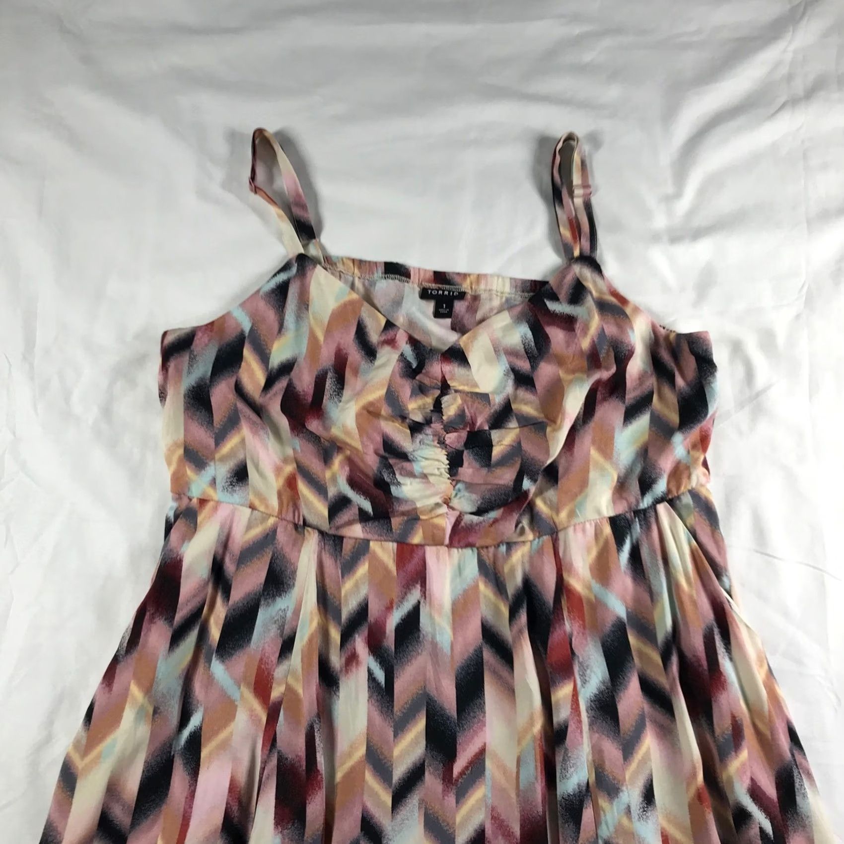 Torrid Torrid Plus Size 1 Multicolor Chevron Ruched Sweetheart Midi Dress Sleeveless Women Size XL / US 12-14 / IT 48-50 - 6 Thumbnail