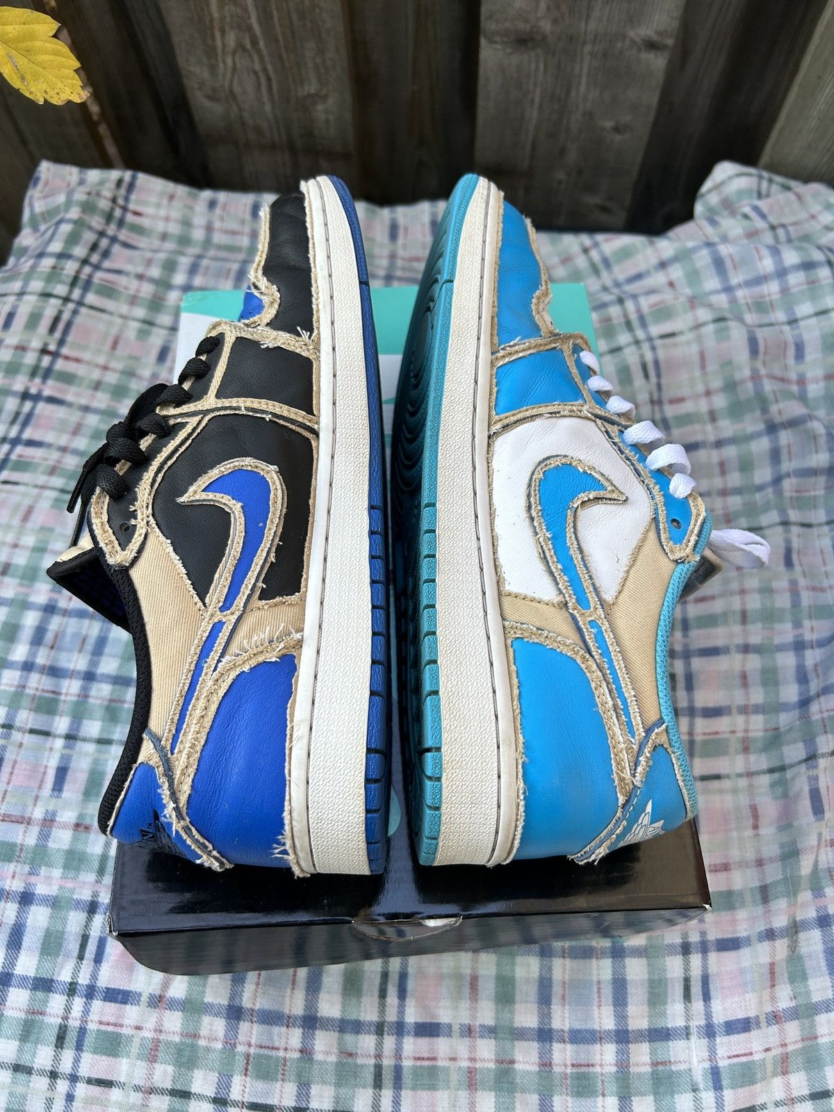 Jordan Brand Nike SB Air Jordan 1 Low QS Desert Ore Size US 10.5 / EU 43-44 - 5 Thumbnail