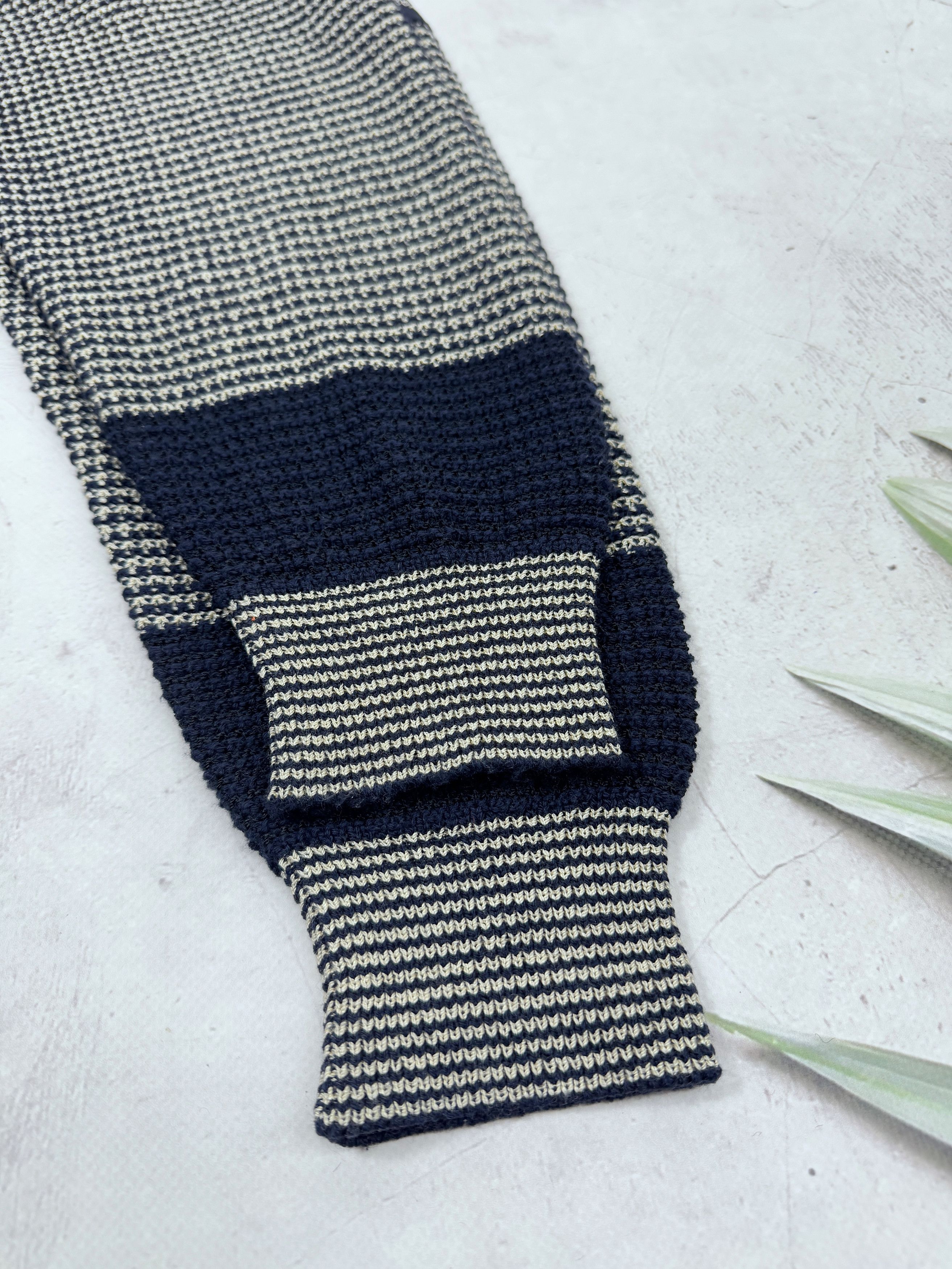 Gianfranco Ferre × Vintage Vintage Gianfranco Ferre Sweater Studio 0001 Wool Size US L / EU 52-54 / 3 - 14 Thumbnail