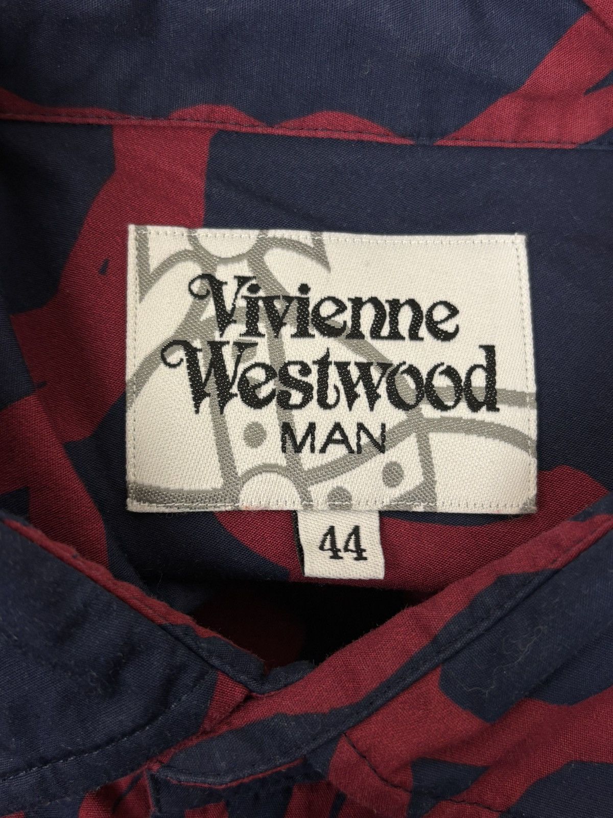 Vivienne Westwood Vivienne Westwood Man Orb Embroidery AOP Ornament Shirt 44 Size US S / EU 44-46 / 1 - 7 Thumbnail