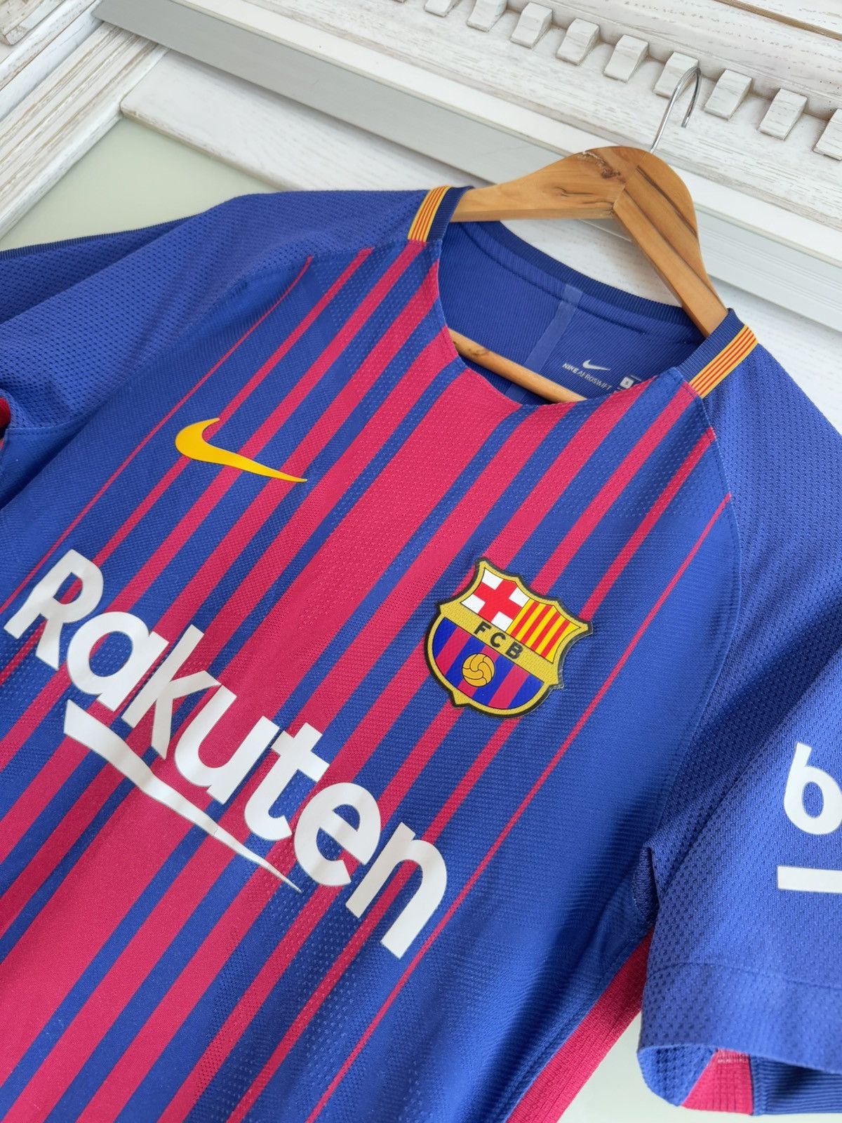 Barcelona 2017-2018 Player Issue Home Soccer Jersey Kit