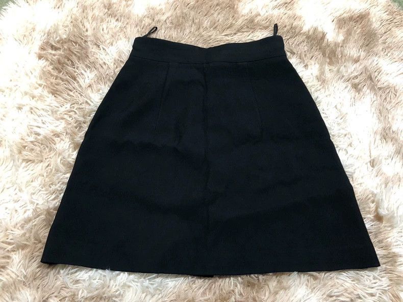 Prada Miumiu Black Pearl Button Skirt Size 38 -2505 Size US 38 / EU 54 - 3 Thumbnail