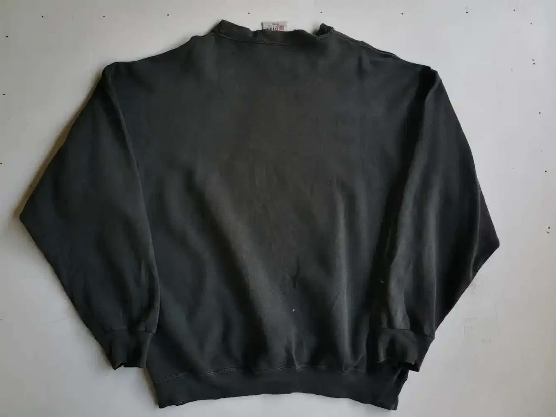Adidas Vintage Adidas Big Logo Sweatshirt Size US M / EU 48-50 / 2 - 2 Thumbnail