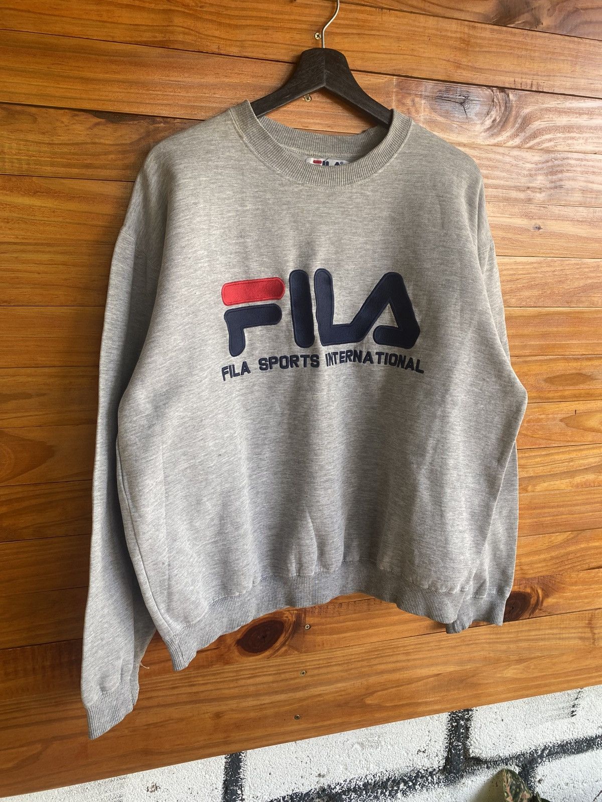 Fila Vintage FILA Sports International Grey Crewneck Sweatshirt Size US L / EU 52-54 / 3 - 7 Thumbnail
