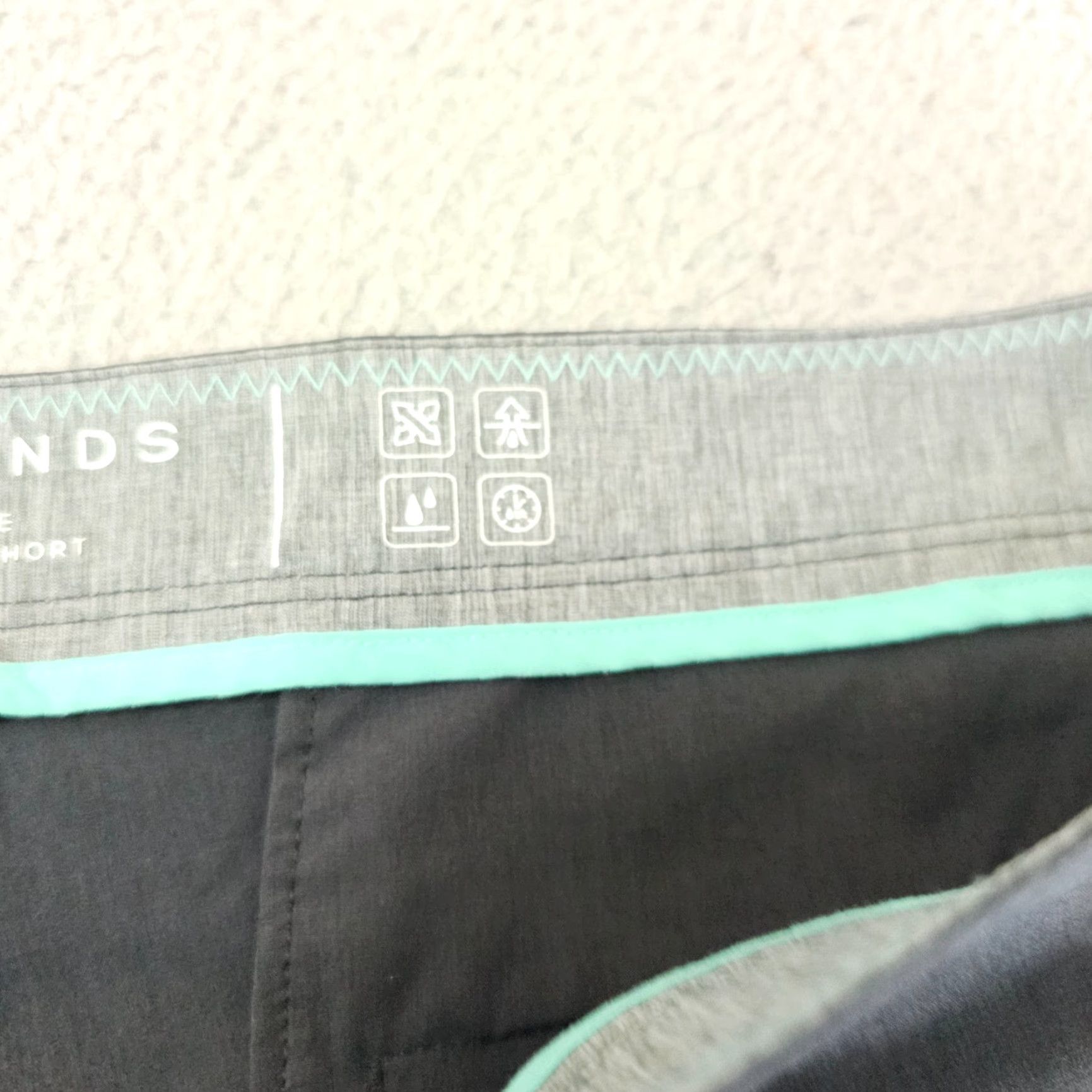 Vintage 7 Diamonds Shorts Mens 42 Black Lightweight Breathable 7" Inseam Flat Front Zip Pockets Wrinkle Resistant Chino 7" Mens Size US 42 / EU 58 - 3 Thumbnail