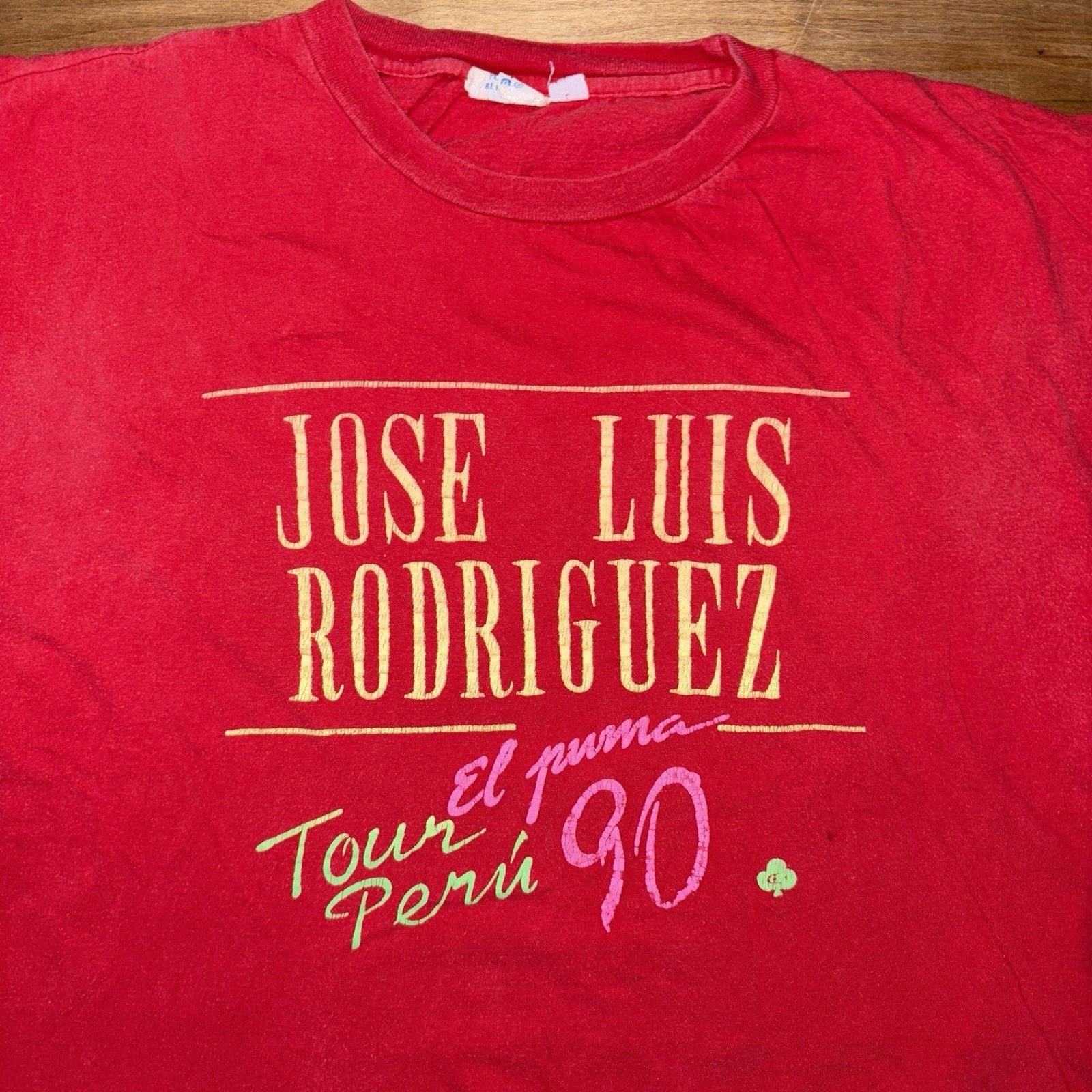 Vintage Vintage José Luis Rodríguez 90s "Tour El Puma Perú" T Shirt Size US L / EU 52-54 / 3 - 2 Thumbnail