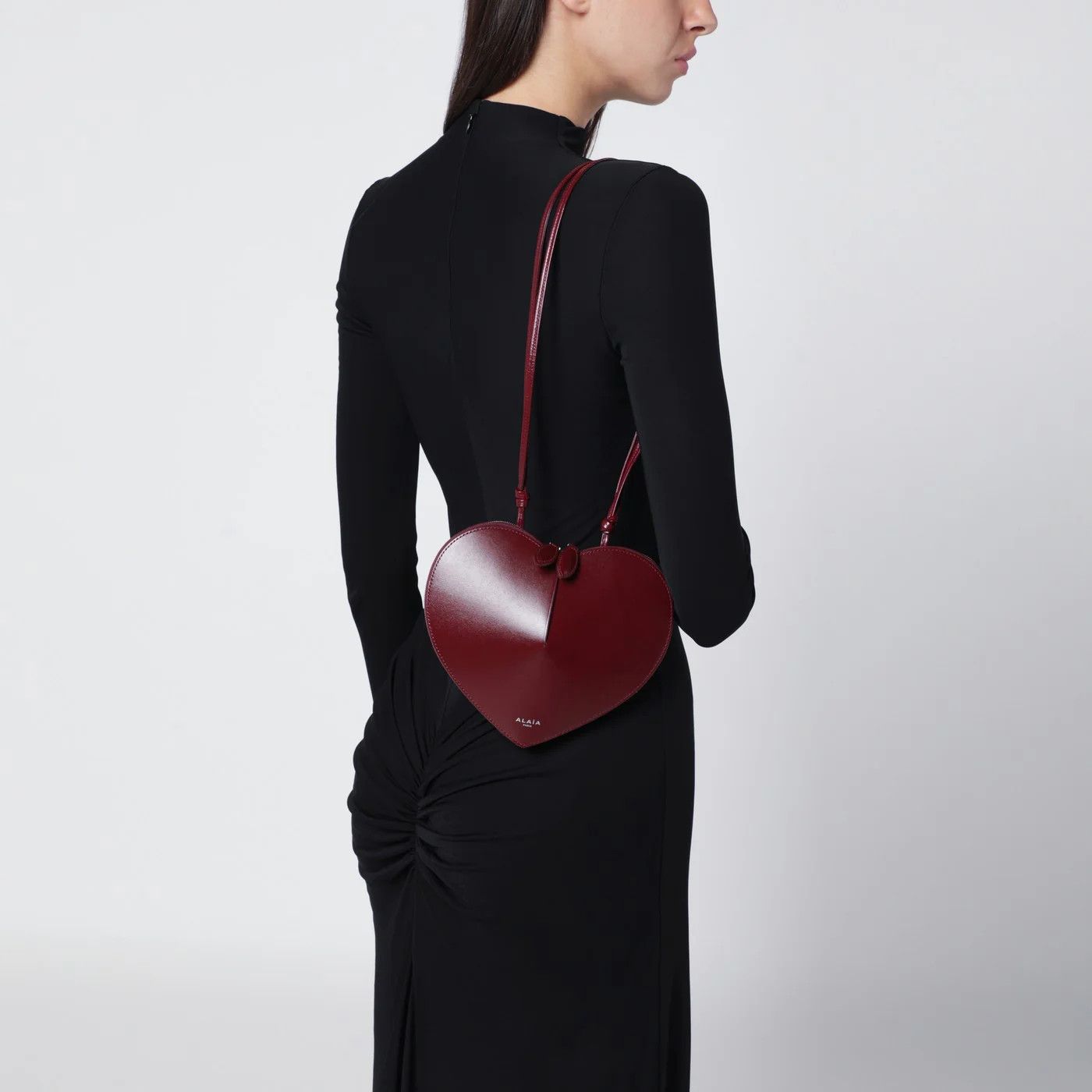 Alaia o1d2blof0426 Size: OS / Le Coeur Leather Shoulder Bag Size ONE SIZE - 2 Thumbnail