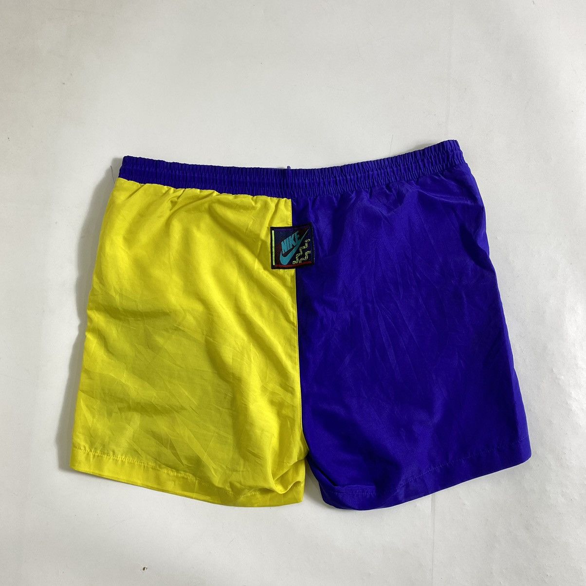 Nike Nike Vintage Shortpants Size US 32 / EU 48 - 3 Thumbnail