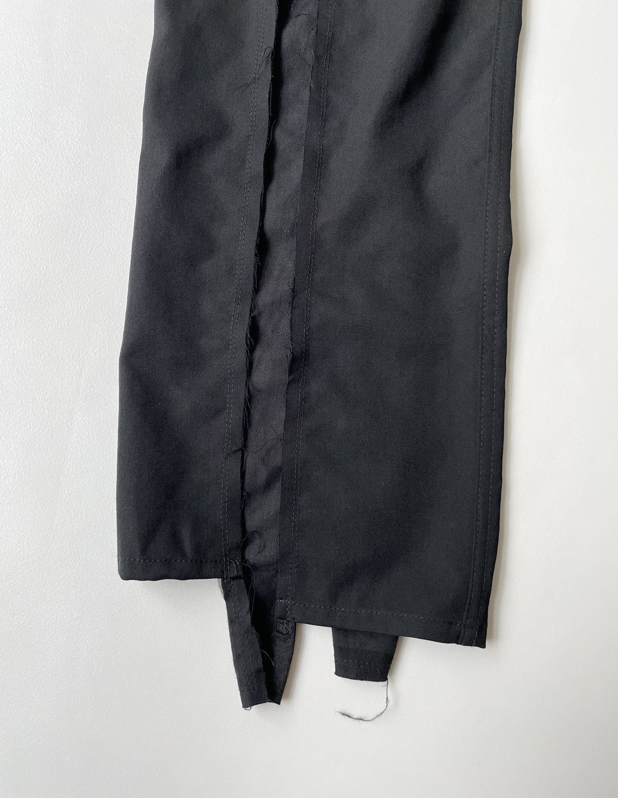 Comme des Garcons A/W 06 ‘Reworked’ Black Wool Trousers Size 26" / US 2 / IT 38 - 16 Thumbnail
