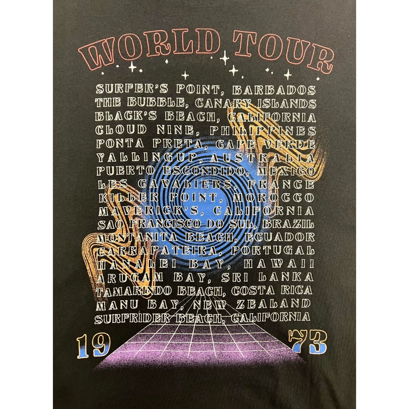 Billabong VINTAGE Billabong Shirt Womens Vary Black Women World Tour Graphic Print Tee S01 Size XS / US 0-2 / IT 36-38 - 5 Thumbnail