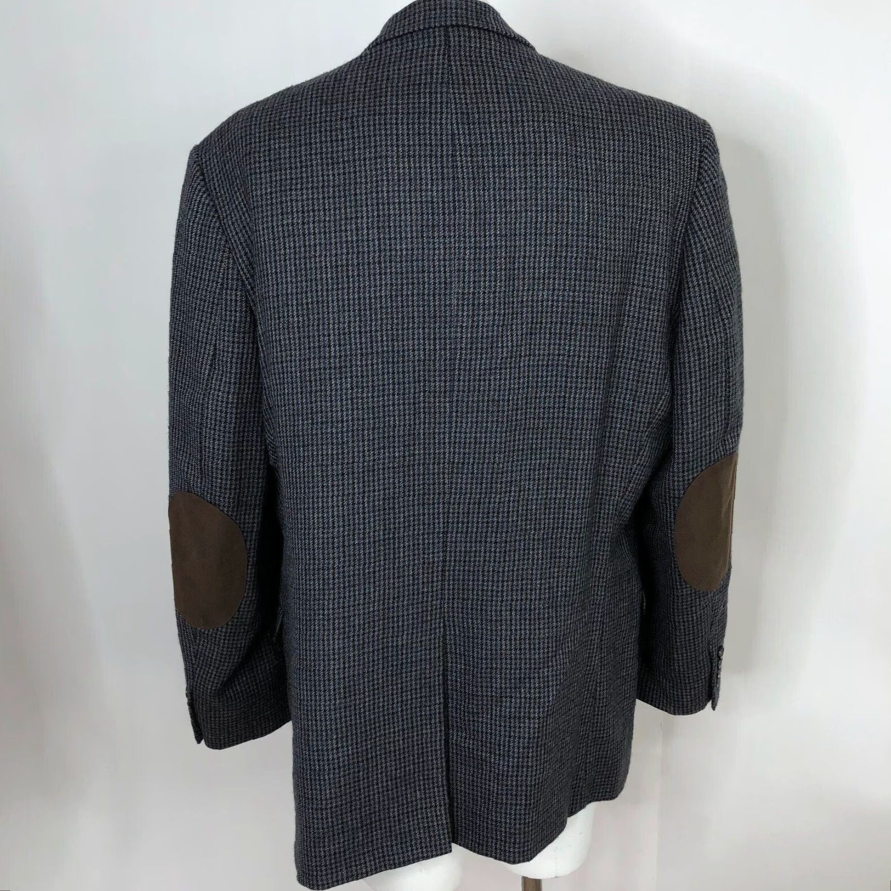 Chaps Chaps 46L Houndstooth 100% Wool Two Button Suit Sport Coat Jacket Shirt not included Size 46R - 3 Thumbnail