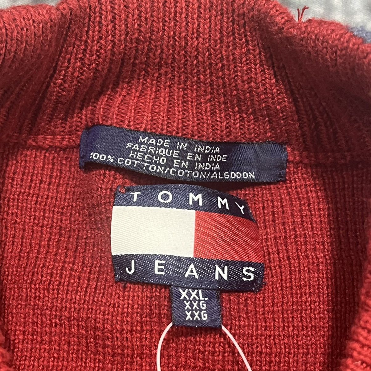 Tommy Hilfiger Vintage Tommy Hilfiger Jeans Embroidered Logo 2000s Sweater Size US XXL / EU 58 / 5 - 8 Thumbnail
