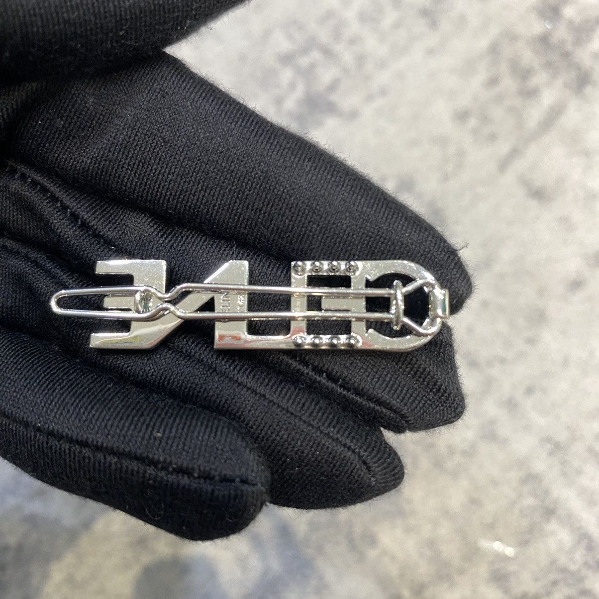 CELINE Monochroms Hair Clip