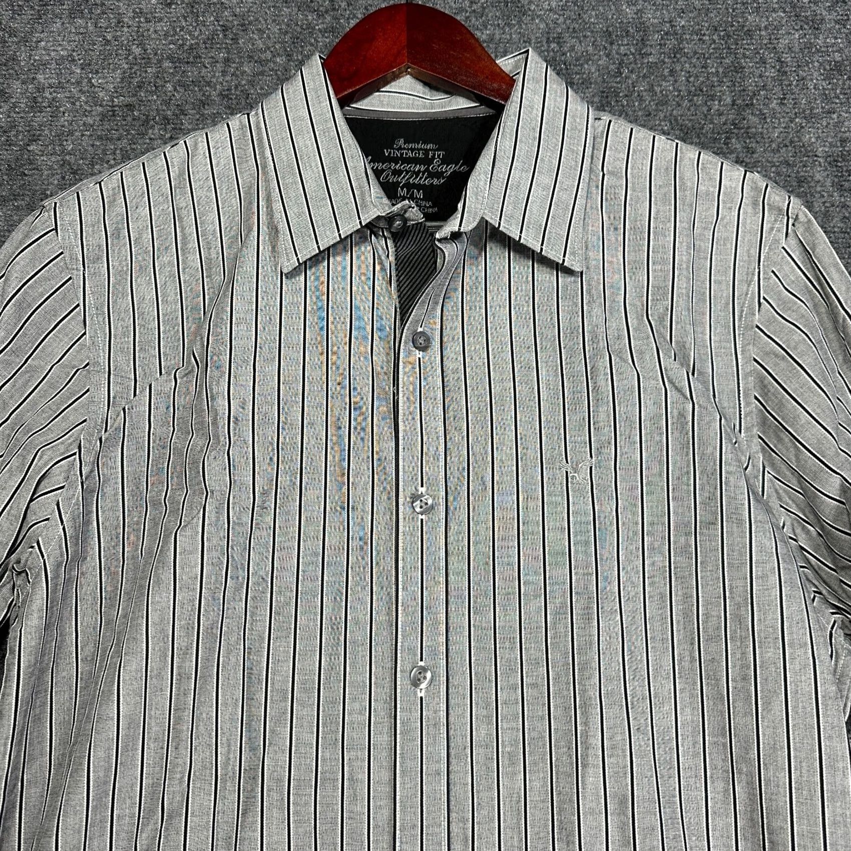American Eagle Outfitters American Eagle Outfitters Shirt Mens M Premium Vintage Fit Gray Stripe Cotton Button-Up Long Sleeve Collared N/A Vintage No Size US M / EU 48-50 / 2 - 4 Thumbnail
