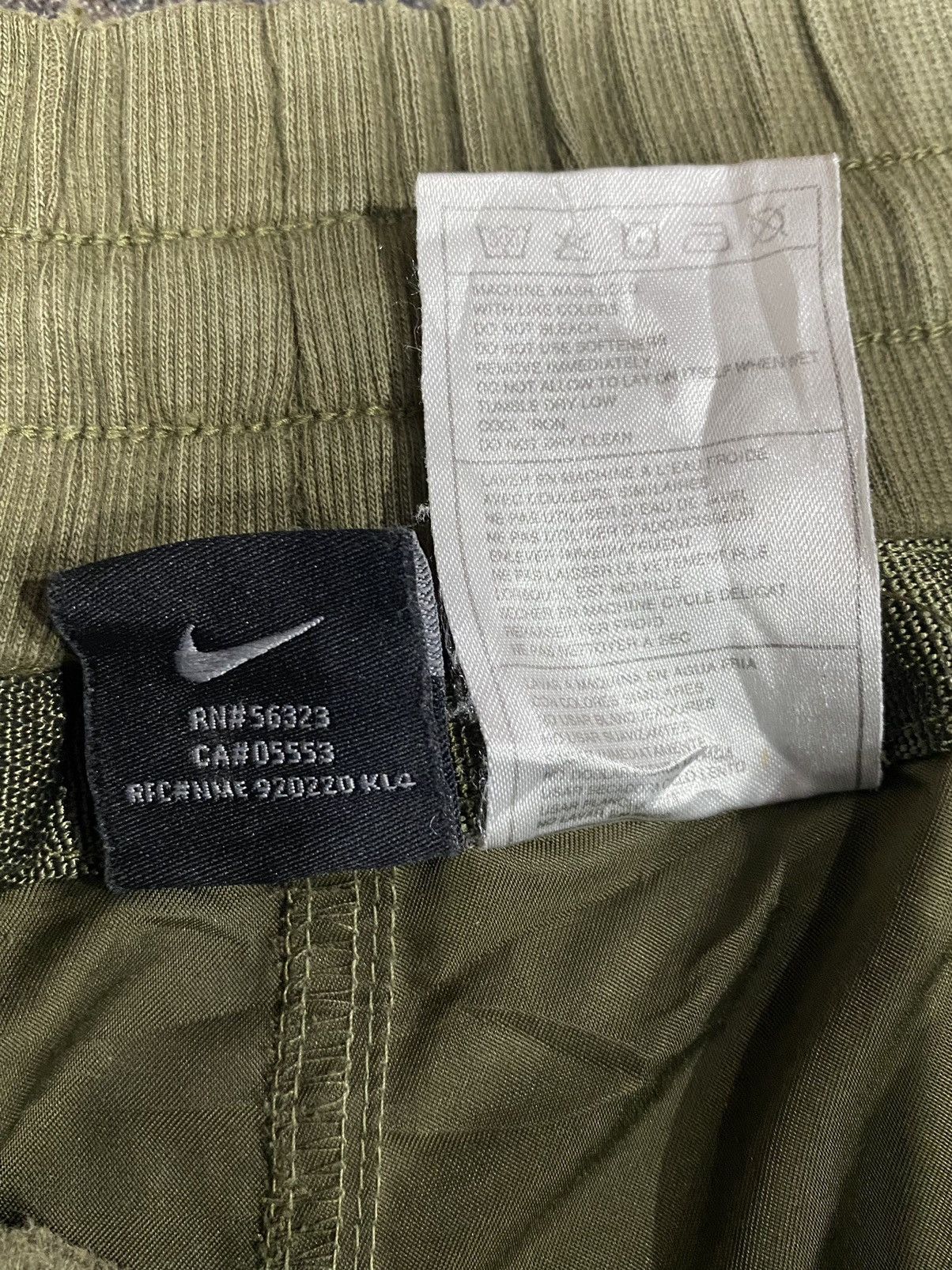 Nike Streetwear NIKE Nylon Pant Size US 32 / EU 48 - 12 Thumbnail