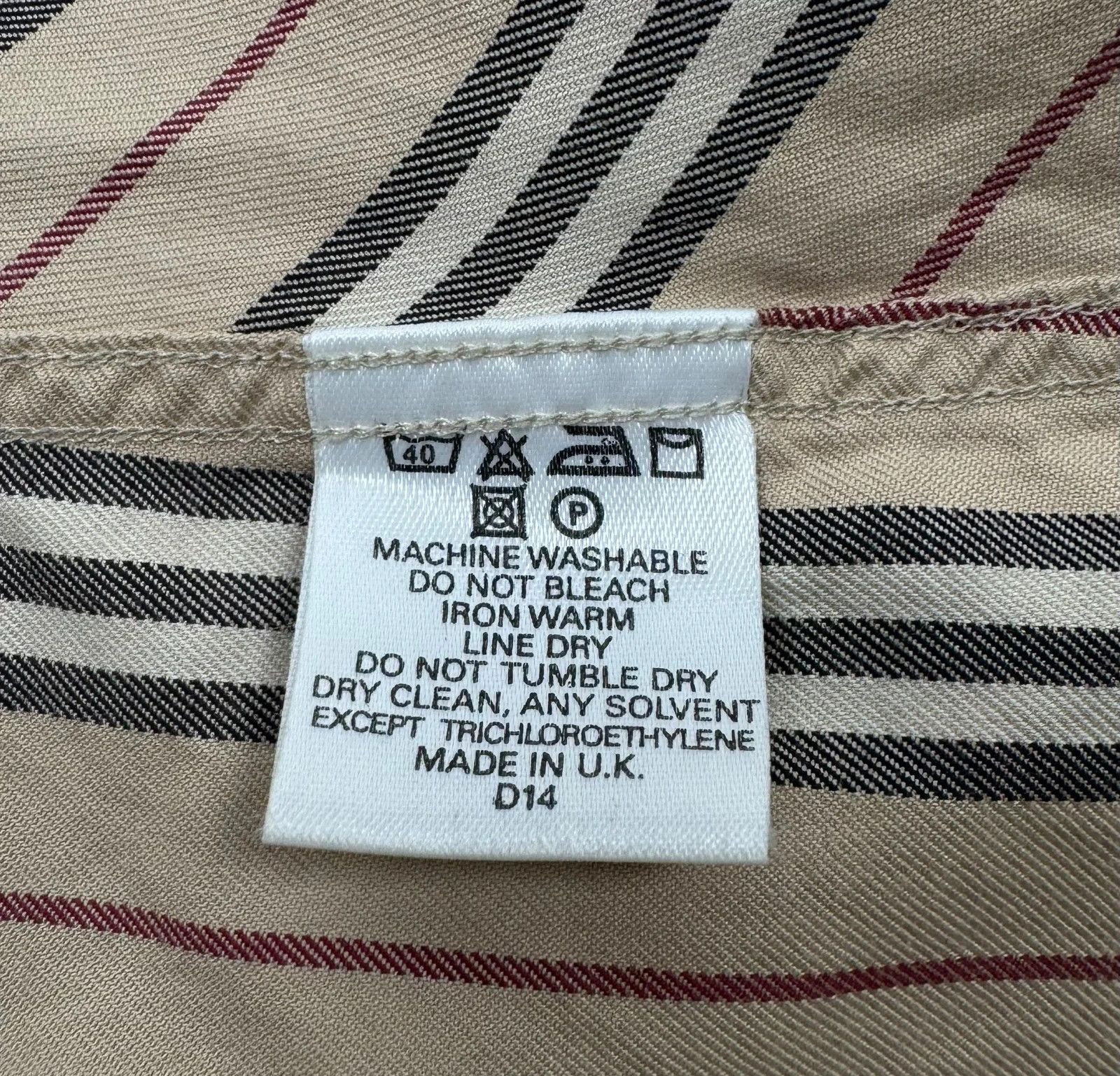 Burberry Burberry London Striped Shirt 3/4 Sleeve Vintage size M Size M / US 6-8 / IT 42-44 - 14 Thumbnail
