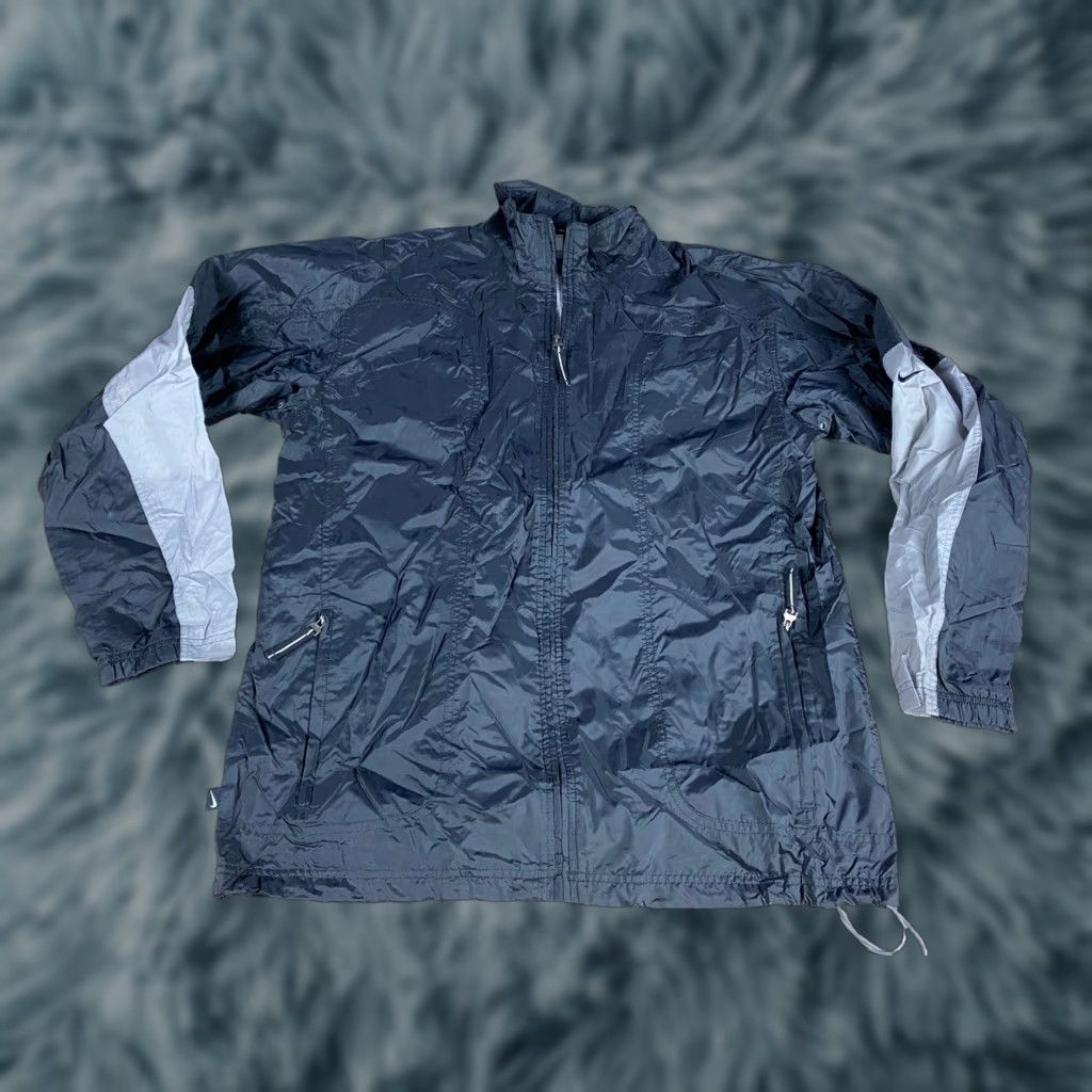 Nike Nike Air Vintage Windbreaker Jacket Mens L Black Gray Small Swoosh Size US L / EU 52-54 / 3 - 1 Thumbnail