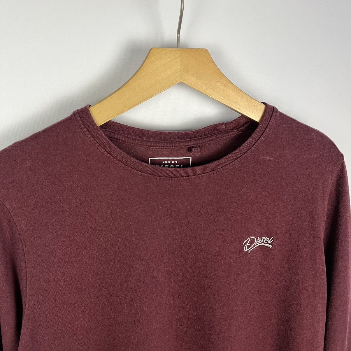 Diesel Diesel luxury long sleeve t-shirt size M red Size US M / EU 48-50 / 2 - 5 Thumbnail