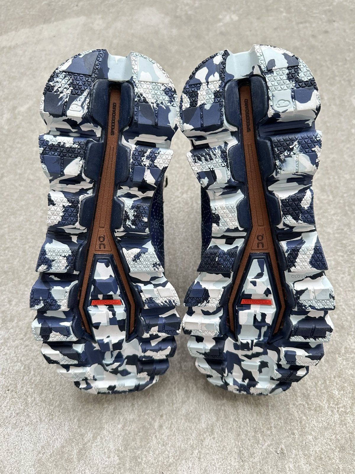 Loewe Loewe x On Running Cloudrock Waterproof Abstract Boots US 8 Size US 8 / IT 38 - 14 Thumbnail