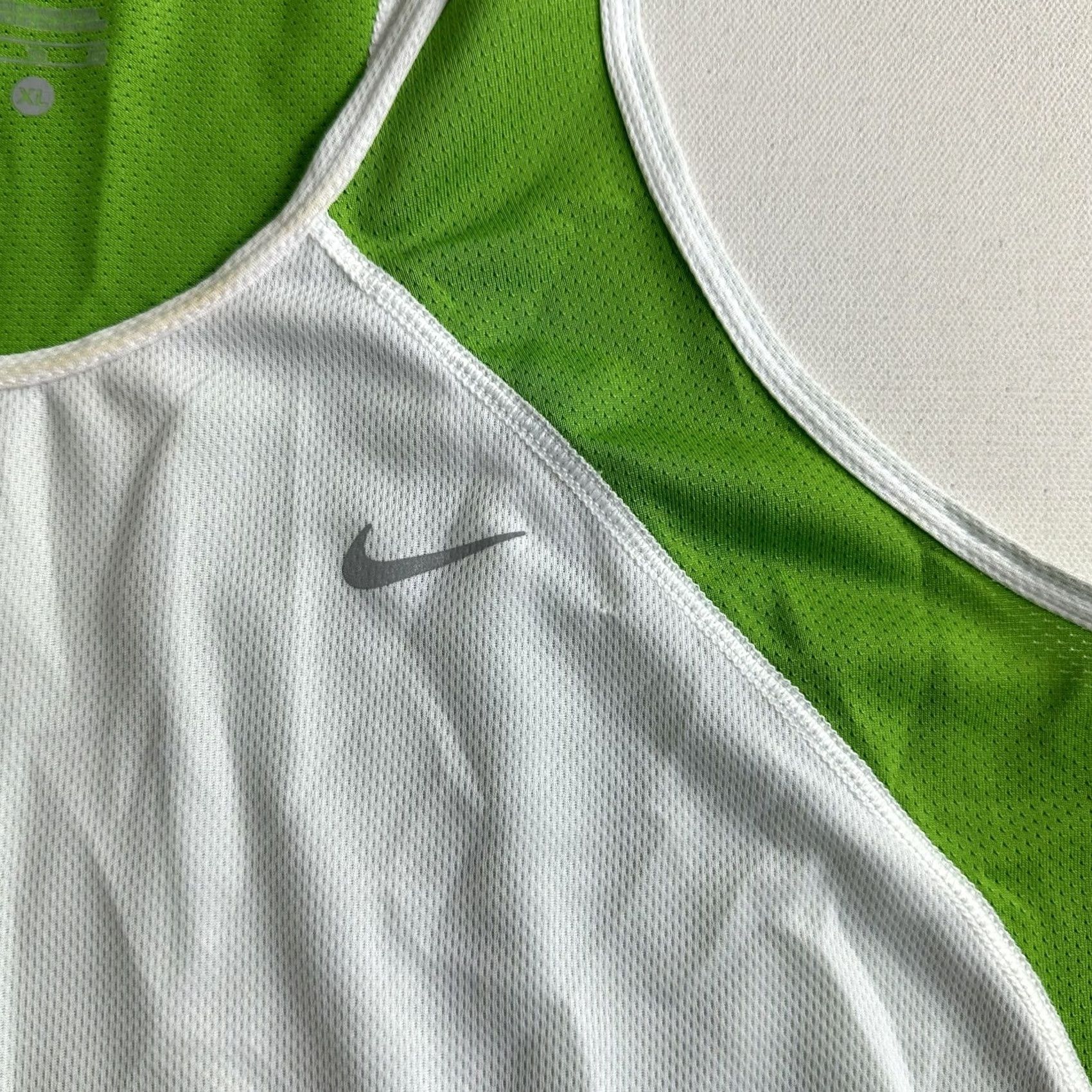 Nike Nike DRI-Fit Womens Racerback Athletic White Green Tank Top XL Sleeveless Size XL / US 12-14 / IT 48-50 - 3 Thumbnail