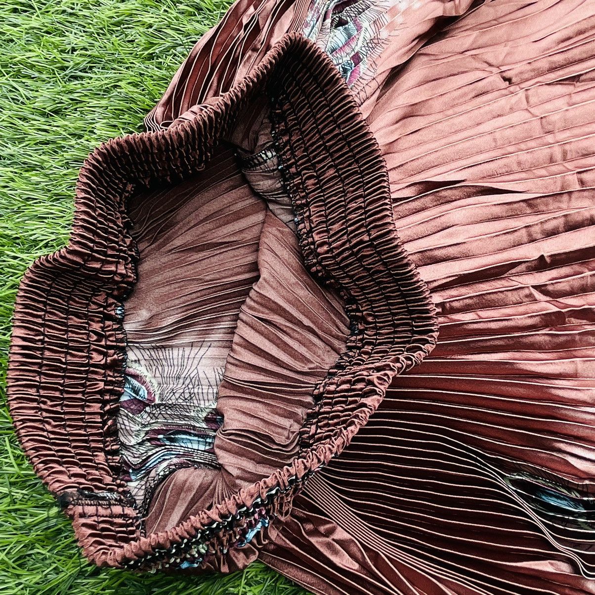 20471120 × Seditionaries Pleated Peafowl Silk Maxi Skirt Size 28" / US 6 / IT 42 - 6 Thumbnail