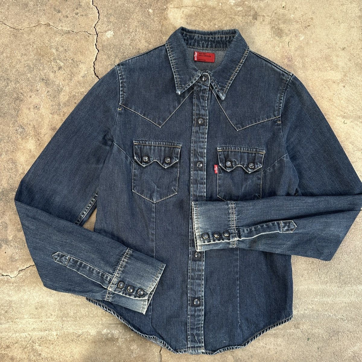 Levi's × Levi's Vintage Clothing × Vintage Vintage Levis Red Tab Girls Denim Button Ups Shirt Size M / US 6-8 / IT 42-44 - 6 Thumbnail