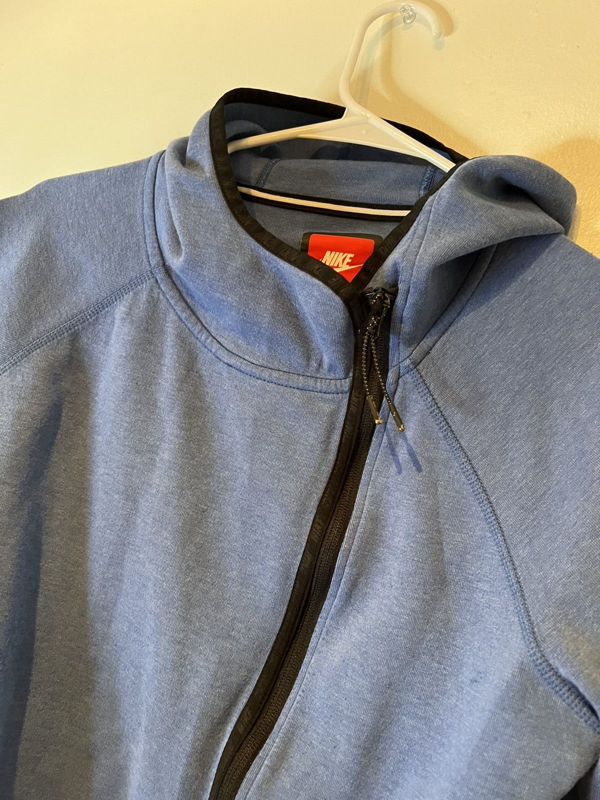 Nike Nike Tech Fleece Hoodie Jacket sweater Women Sz M Cape Size M / US 6-8 / IT 42-44 - 4 Thumbnail