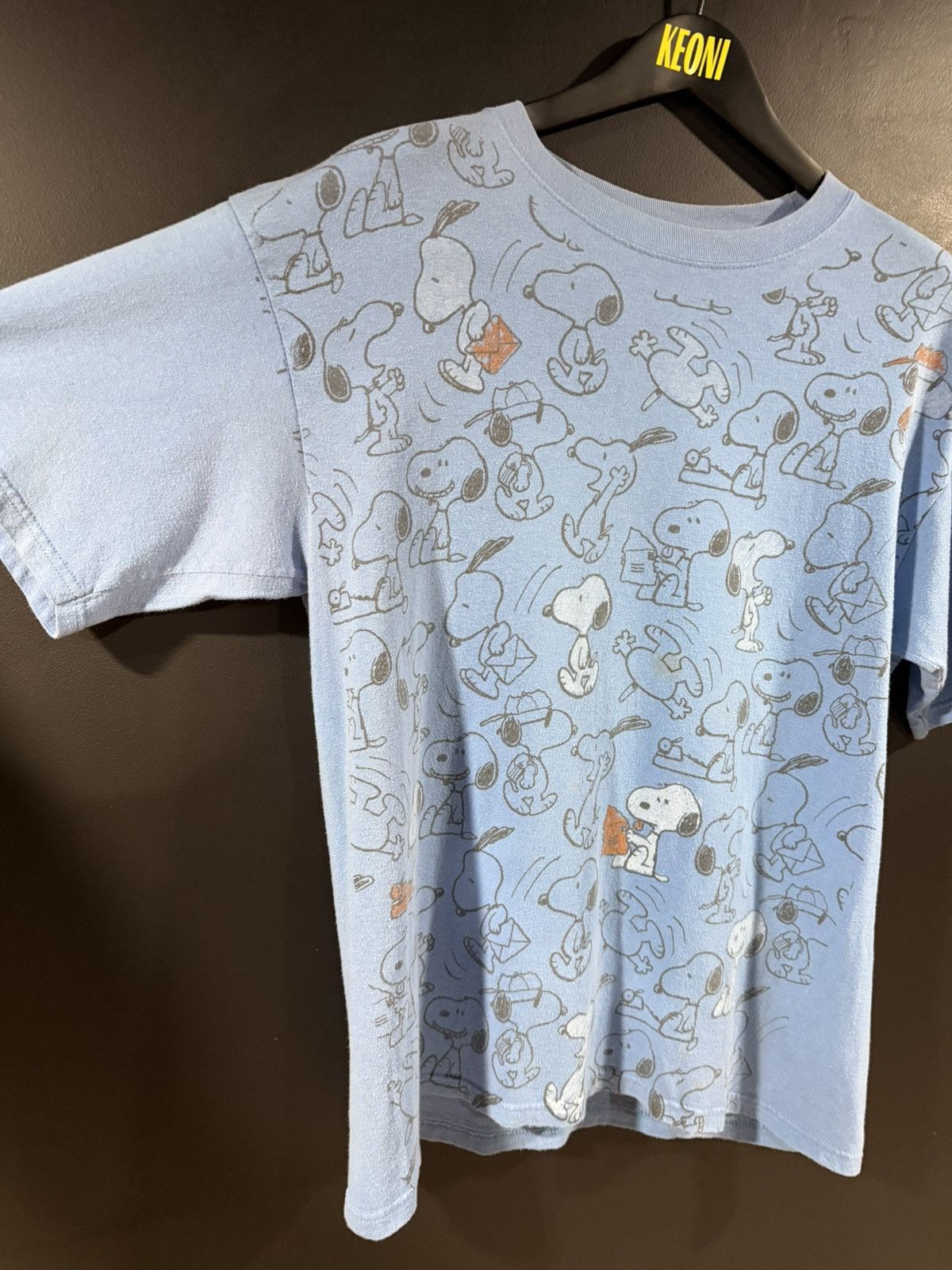Peanuts 2000s Y2K Vintage Peanuts Snoopy Faded Cartoon Tee L Size US L / EU 52-54 / 3 - 4 Thumbnail