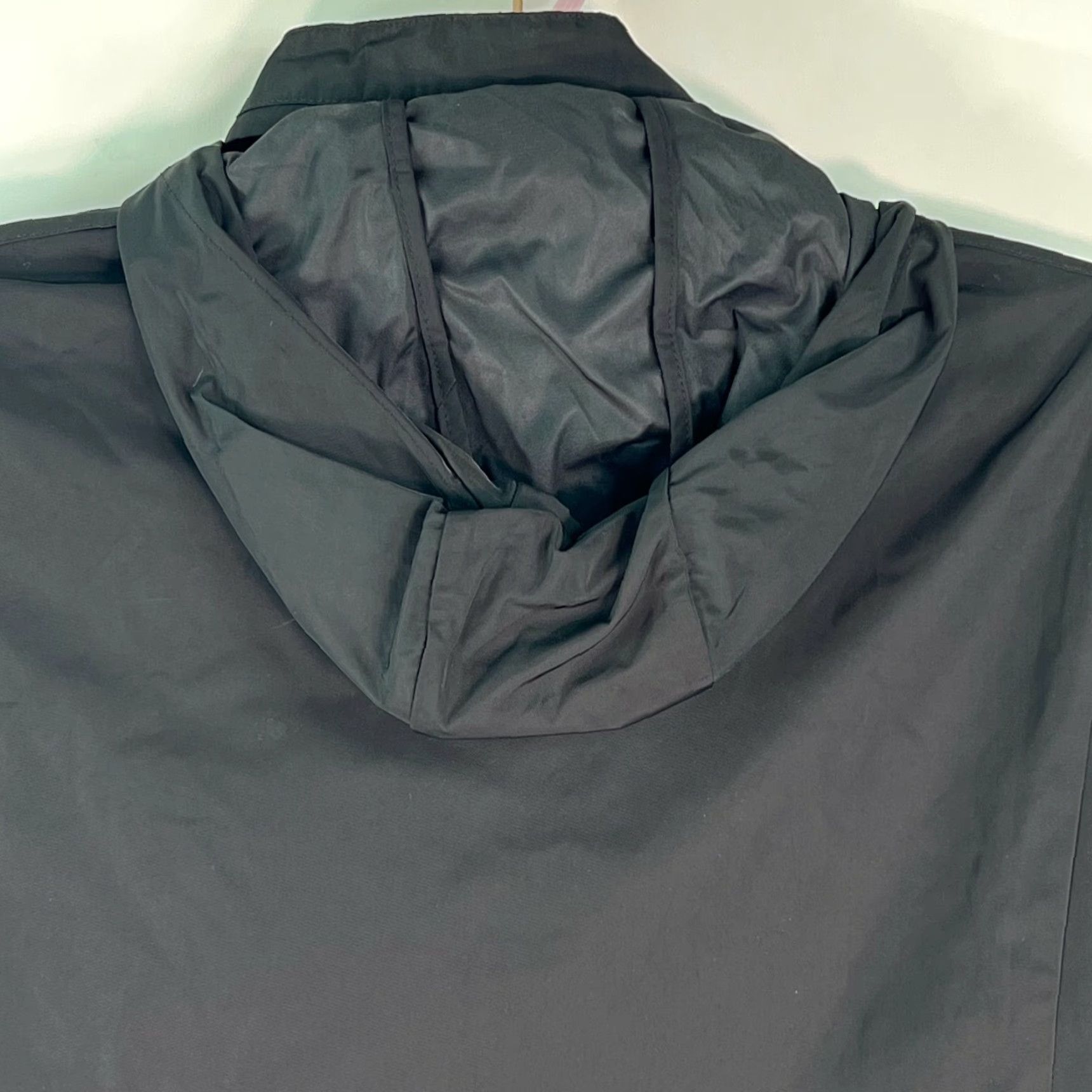 Calvin Klein Calvin Klein Mens Jacket Full Zip Hooded Black M Classic Solid 100% Polyester Regular Chest 44 in Long Sleeve Length 26 in 2 Pockets Shirt or Coat? Size US M / EU 48-50 / 2 - 4 Thumbnail