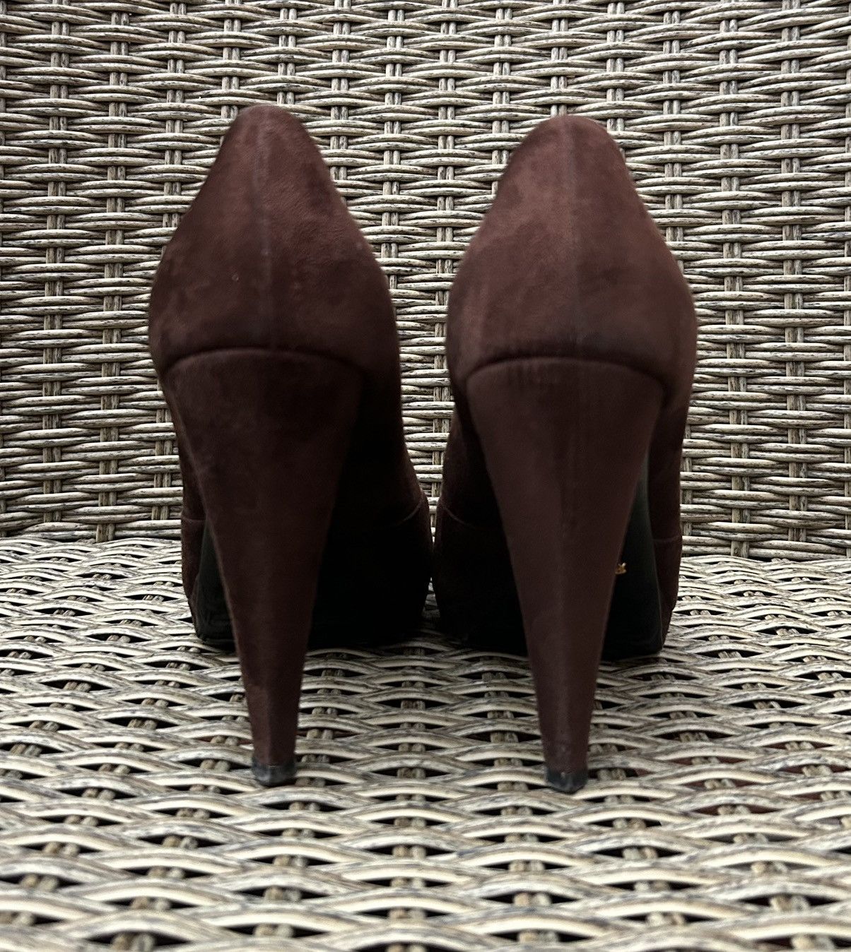 Prada × Vintage 00’s Prada Suede Ruffle Embellishment Square Open Toe Pumps Size US 8 / IT 38 - 4 Thumbnail