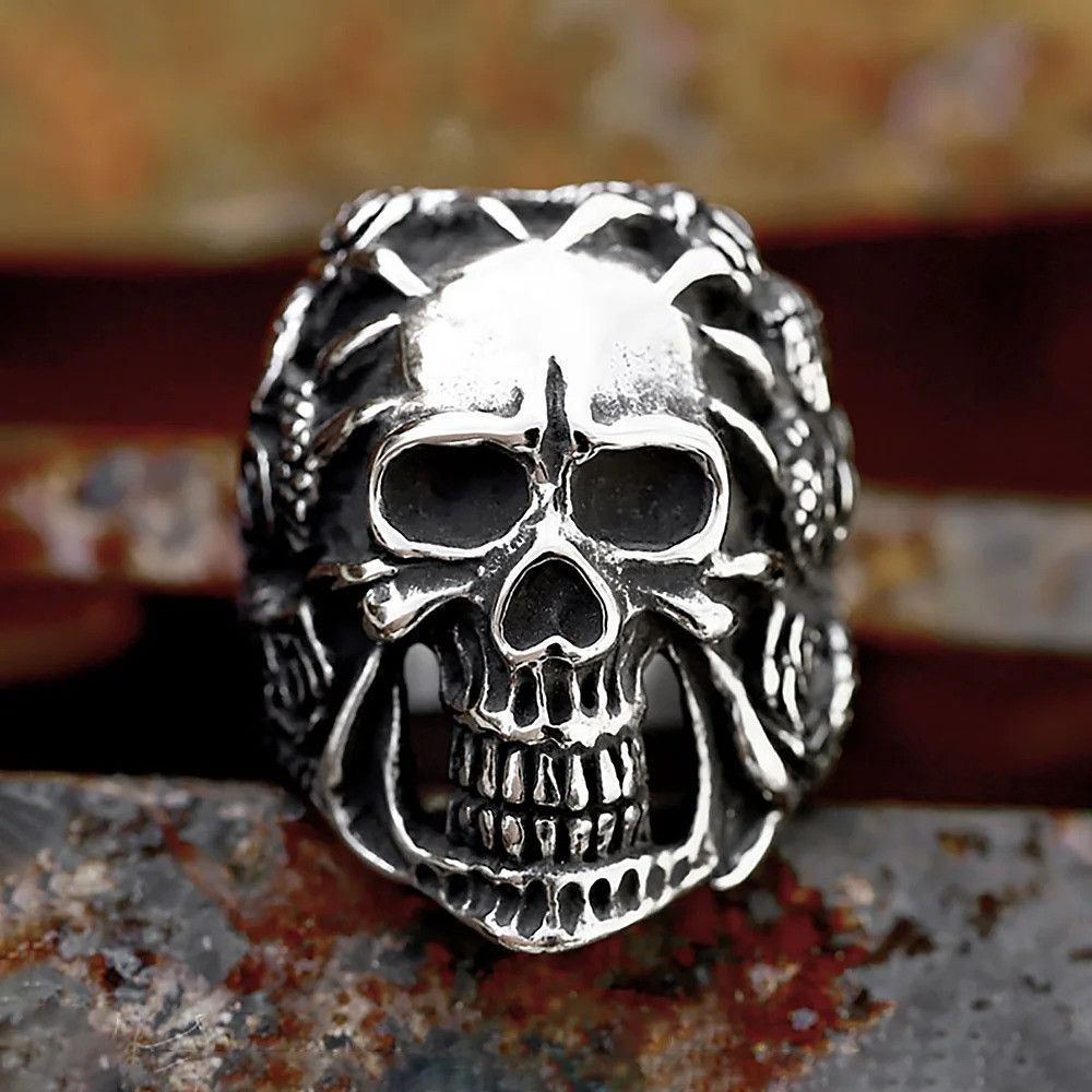 Vintage Skull Hands Hold Ring Size ONE SIZE - 6 Thumbnail