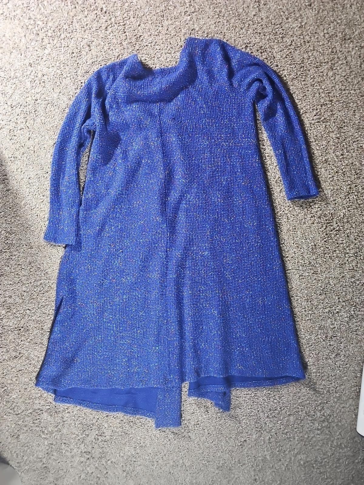Other LulaRoe Womens M Cable Knit Long 1 Button Cardigan Sweater Size M / US 6-8 / IT 42-44 - 7 Thumbnail
