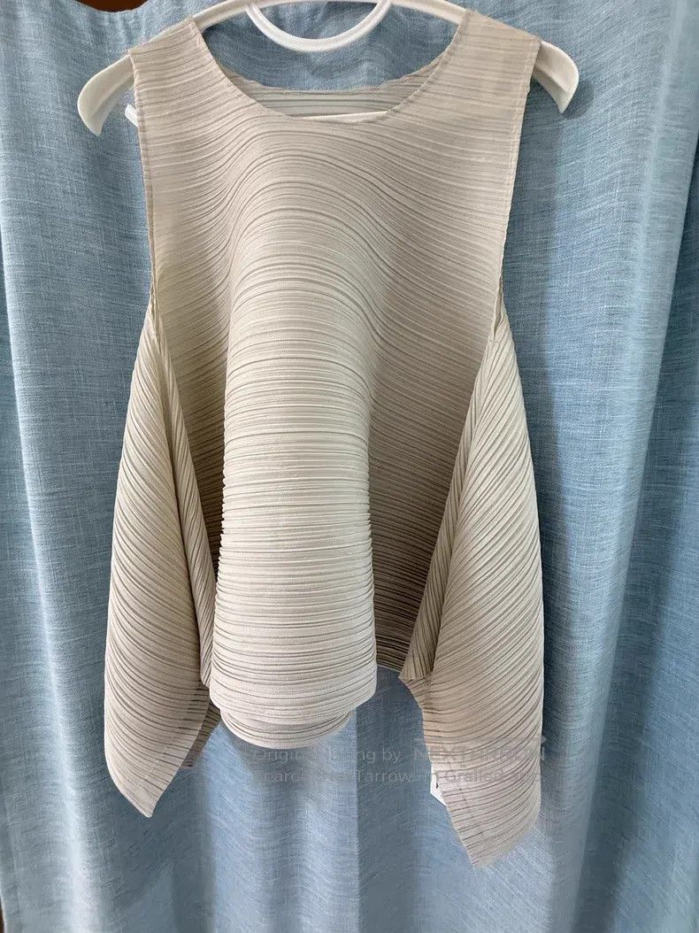 Issey Miyake Issey Miyake Beige-Grey Tank Top Size L / US 10 / IT 46 - 1 Thumbnail
