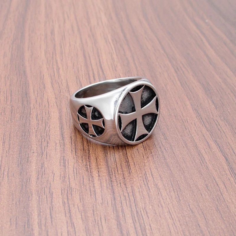 Designer × Jewelry Iron Knights Cross Ring Size ONE SIZE - 3 Thumbnail