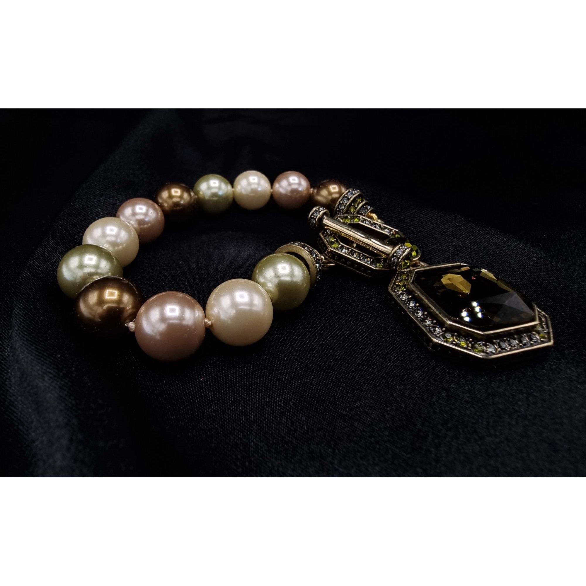 Vintage Heidi Daus Pearl-Like Beaded Bracelet With Smoky Stone & Cry Size ONE SIZE - 7 Thumbnail