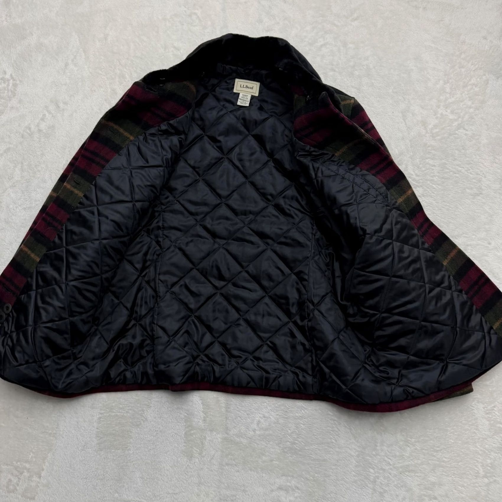 Vintage VINTAGE LL Bean Coat Jacket Womens Large Petite Plaid Faux Fur Collar Quilted Lined Size L / US 10 / IT 46 - 7 Thumbnail