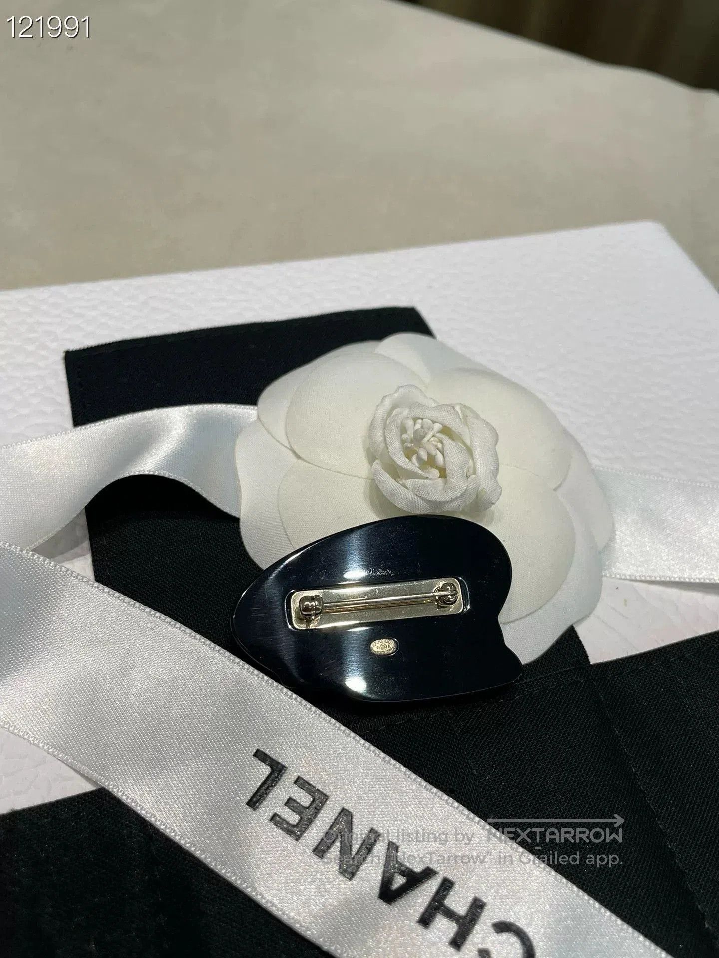 Chanel Chanel Captain Brooch 100732v521. Size ONE SIZE - 2 Thumbnail
