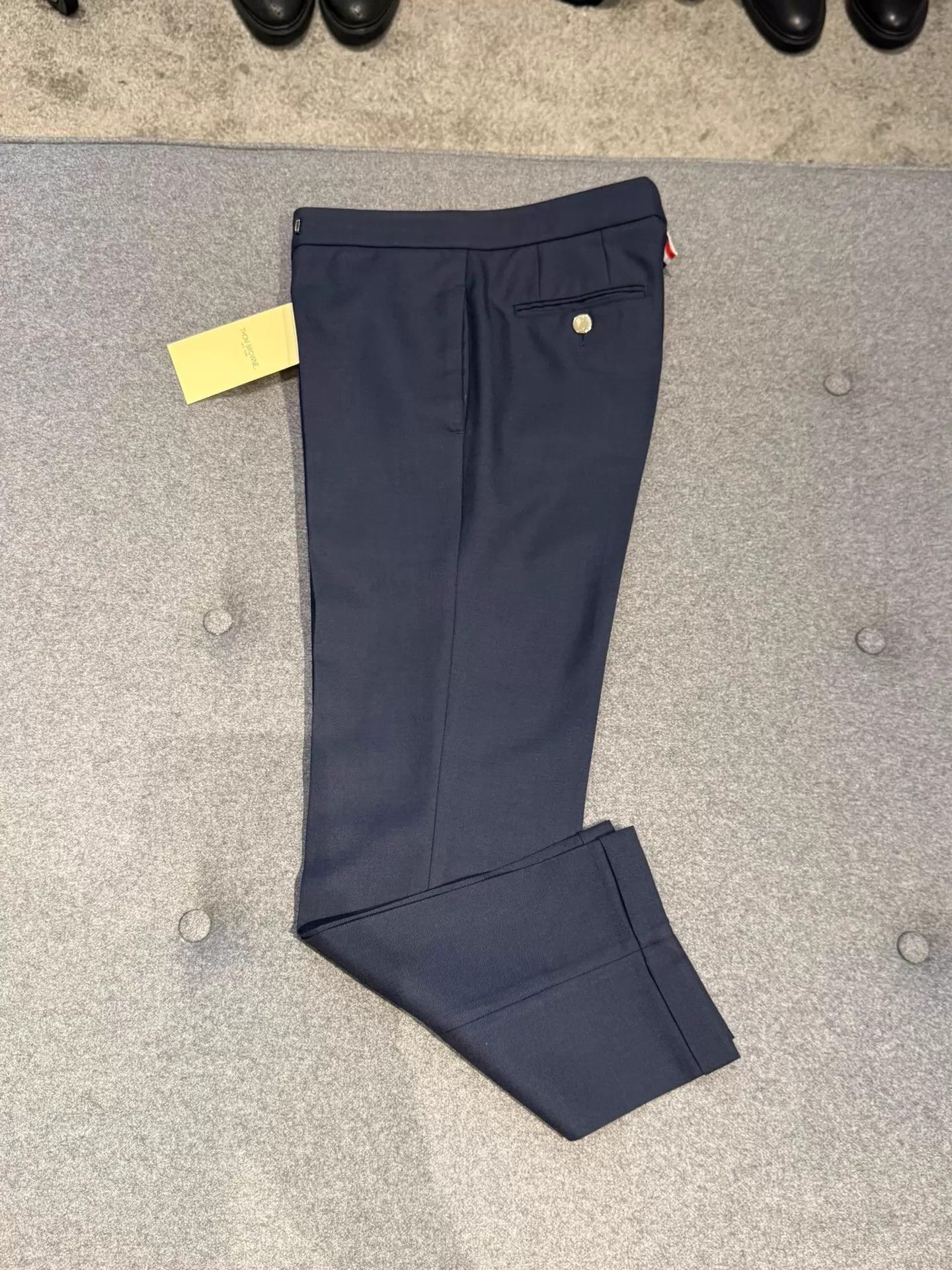Thom Browne Thom Browne Women's Navy Wool Trousers Gold Buttons 38 Size 26" / US 2 / IT 38 - 3 Thumbnail