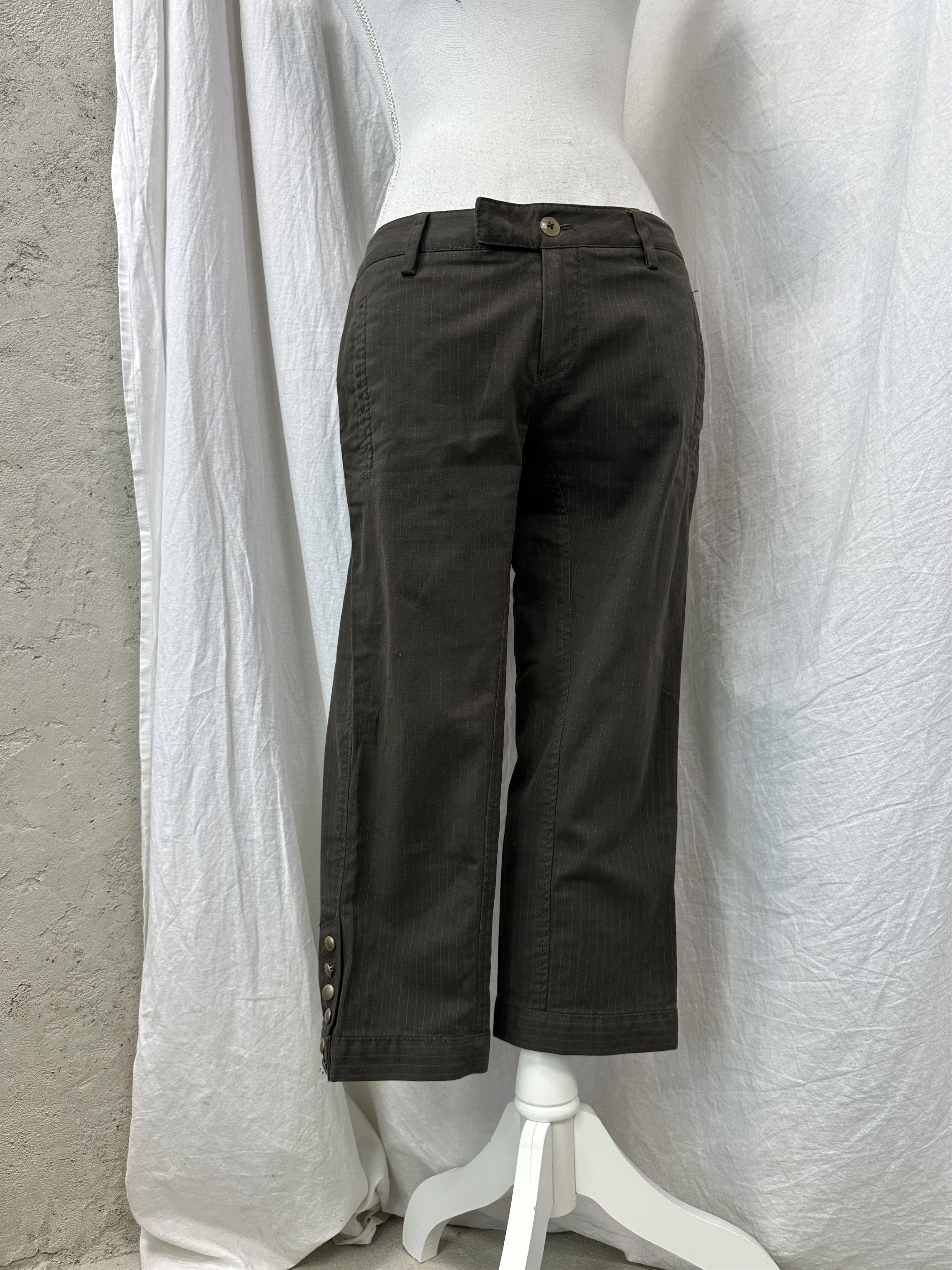 Vintage Vintage Capri Butonned Stripped Office Siren Pants Y2K Size 25" / US 0 / IT 36 - 1 Thumbnail