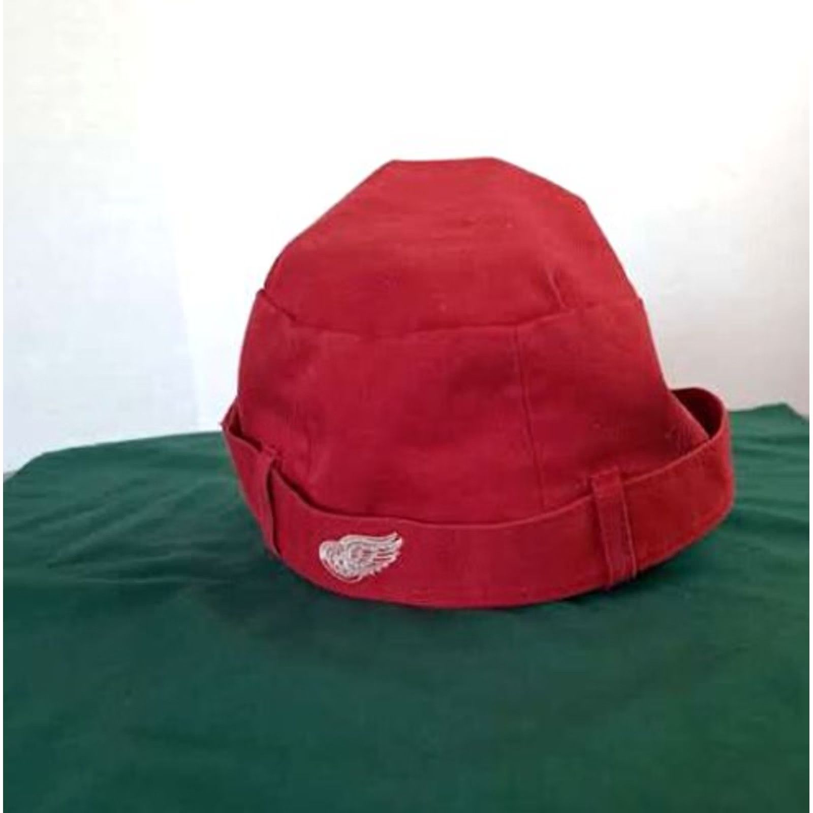 47 Vintage Woman Detroit Red Wings Fitted 7 1/4 Cabbie Hat Logo 47 90s Womens Size ONE SIZE - 6 Thumbnail