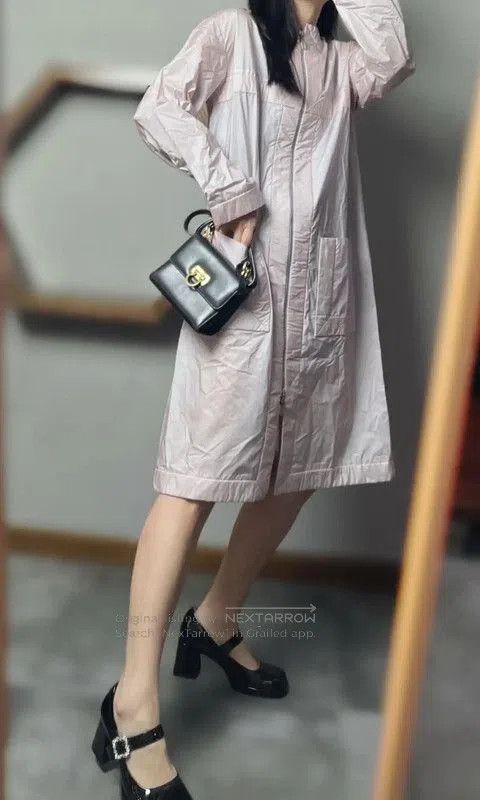 Givenchy Givenchy Pink Silk Women's Trench Coat . Size XXS / US 00 / IT 34 - 3 Thumbnail