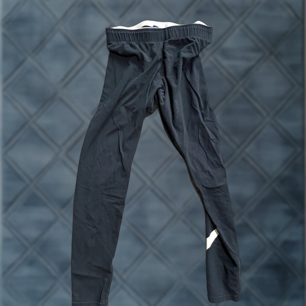 Nike Nike Leggings Women's Mid-Rise Essential Swoosh Black M Size 32" / US 10 / IT 46 - 1 Thumbnail